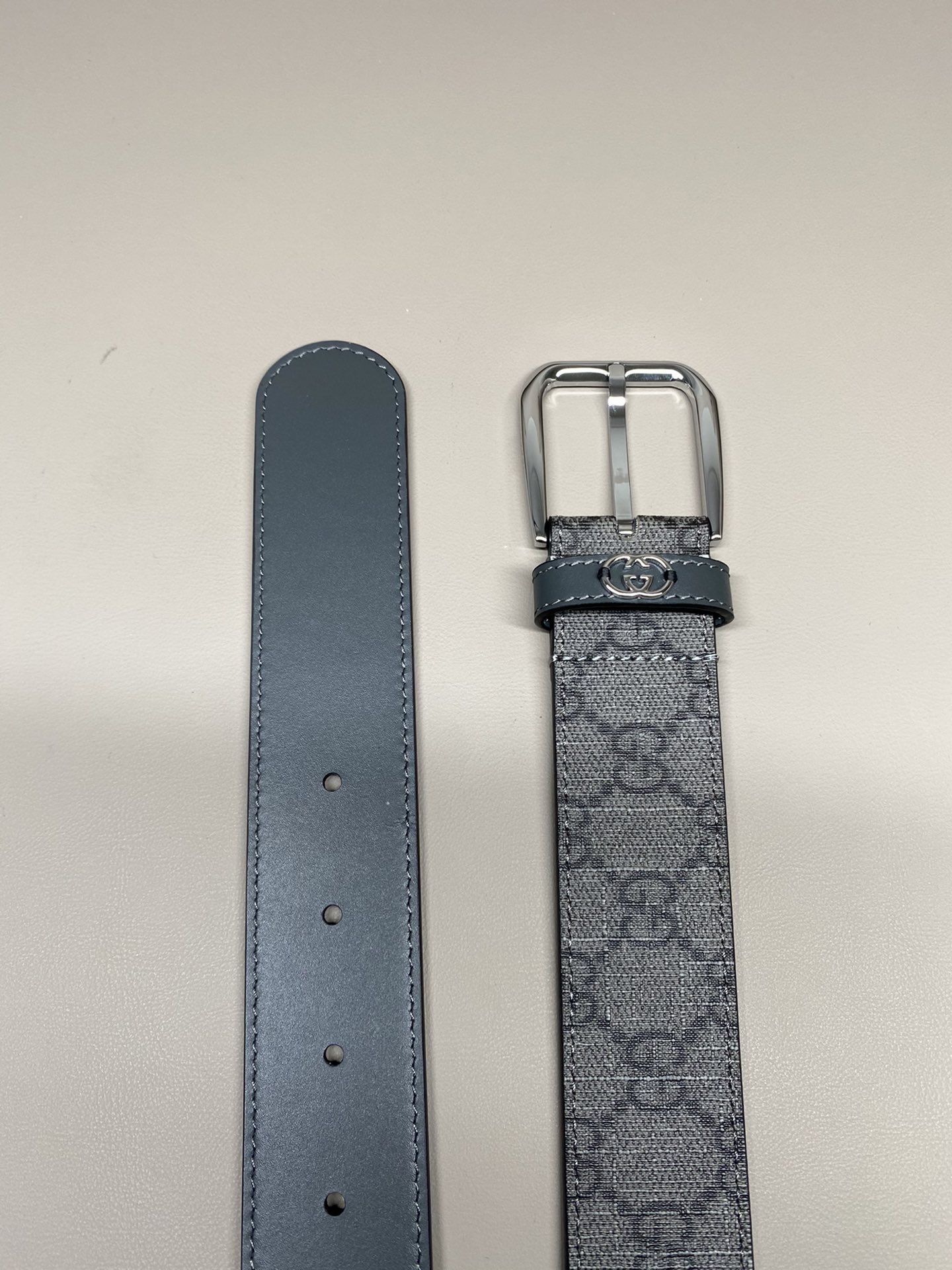 Gucci Pin Buckle Belt Cow Leather Gray S-m