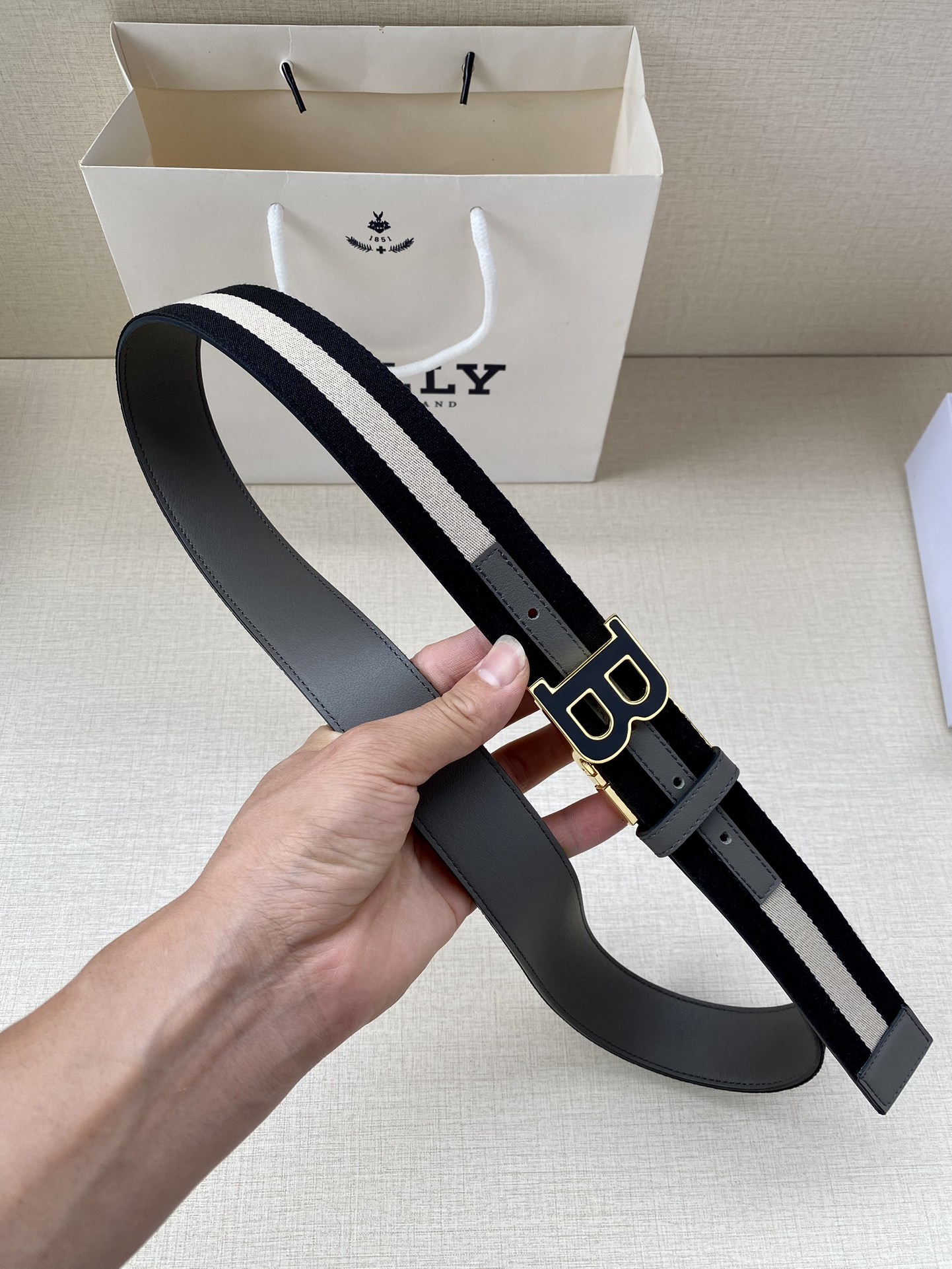 Bally Leather Belt Cow Leather Adjustable M-l