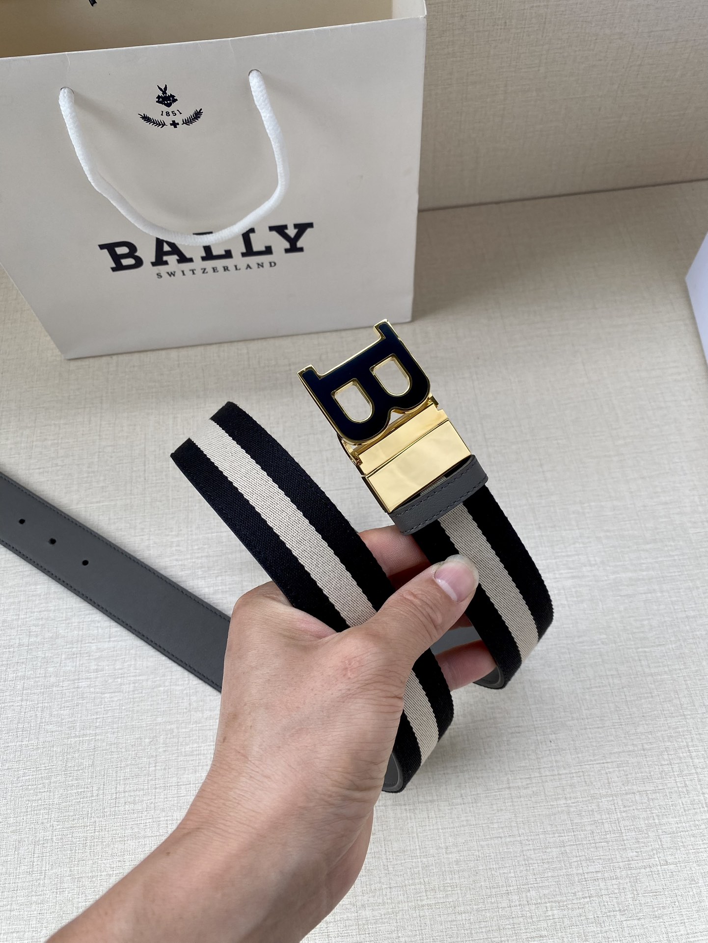 Bally Leather Belt Cow Leather Adjustable M-l