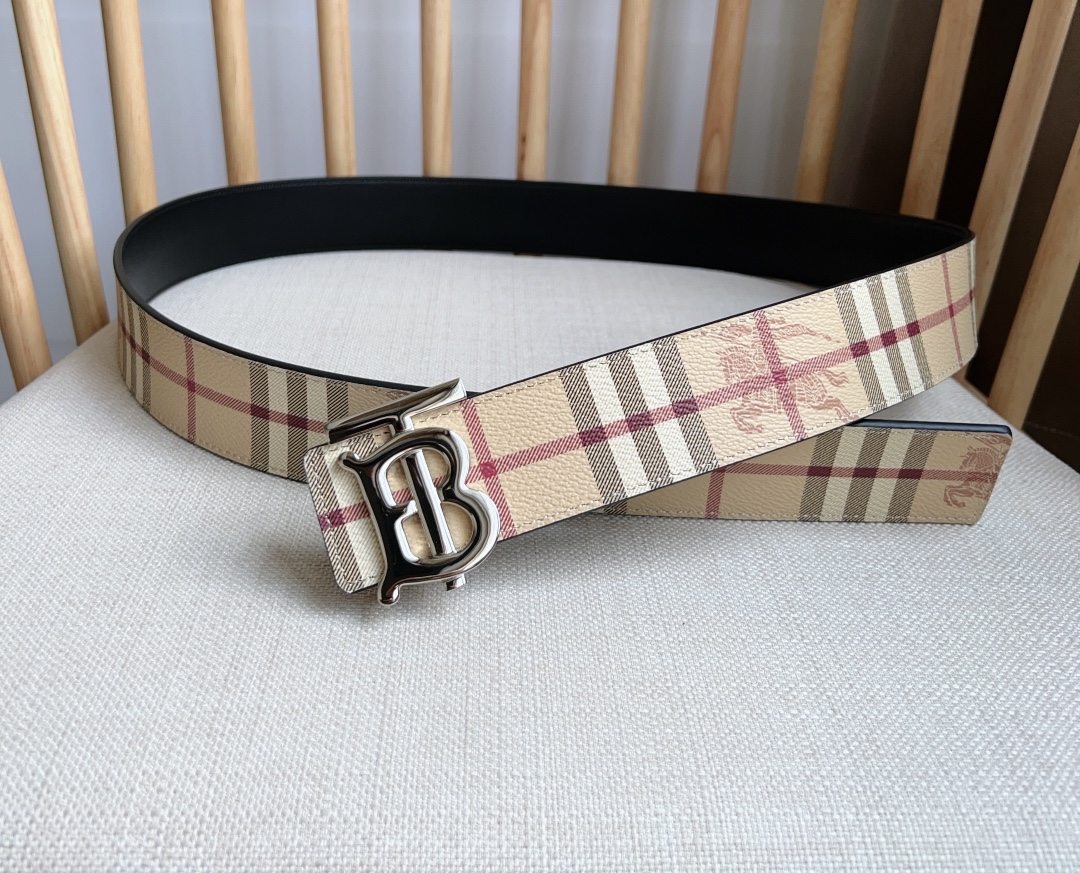 Burberry Basic Belt M