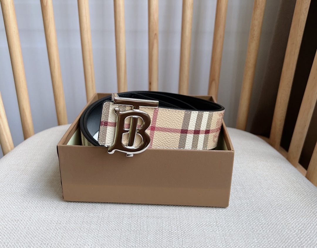 Burberry Basic Belt M