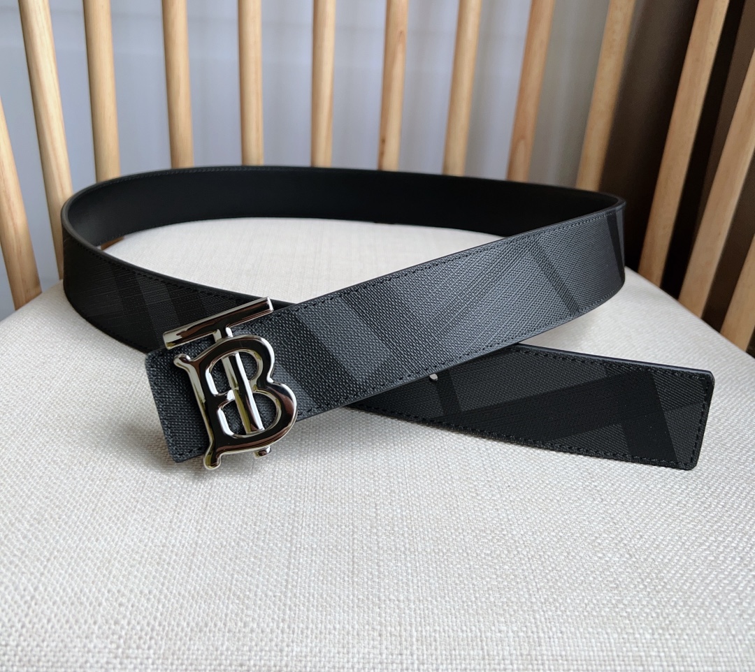 Burberry Basic Belt M