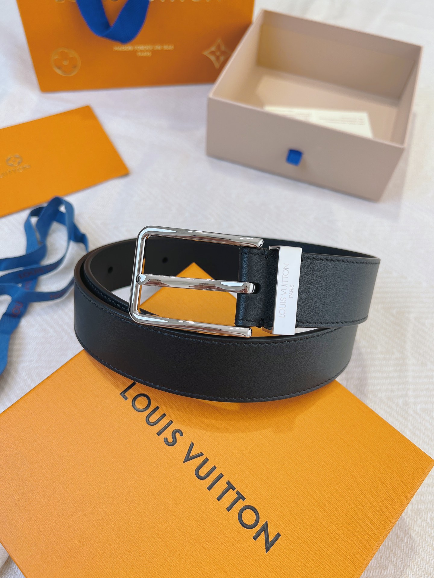 Louis Vuitton Leather Belt Cow Leather L