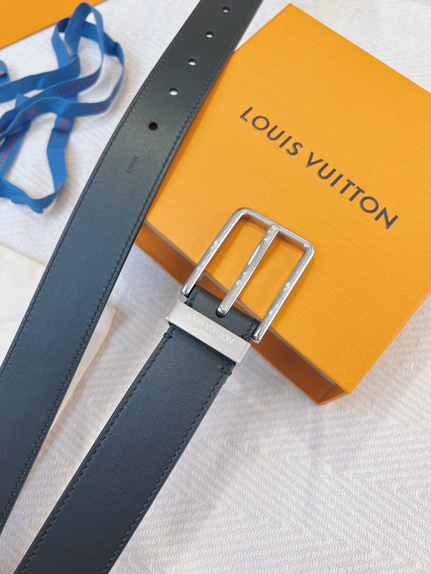 Louis Vuitton Leather Belt Cow Leather L