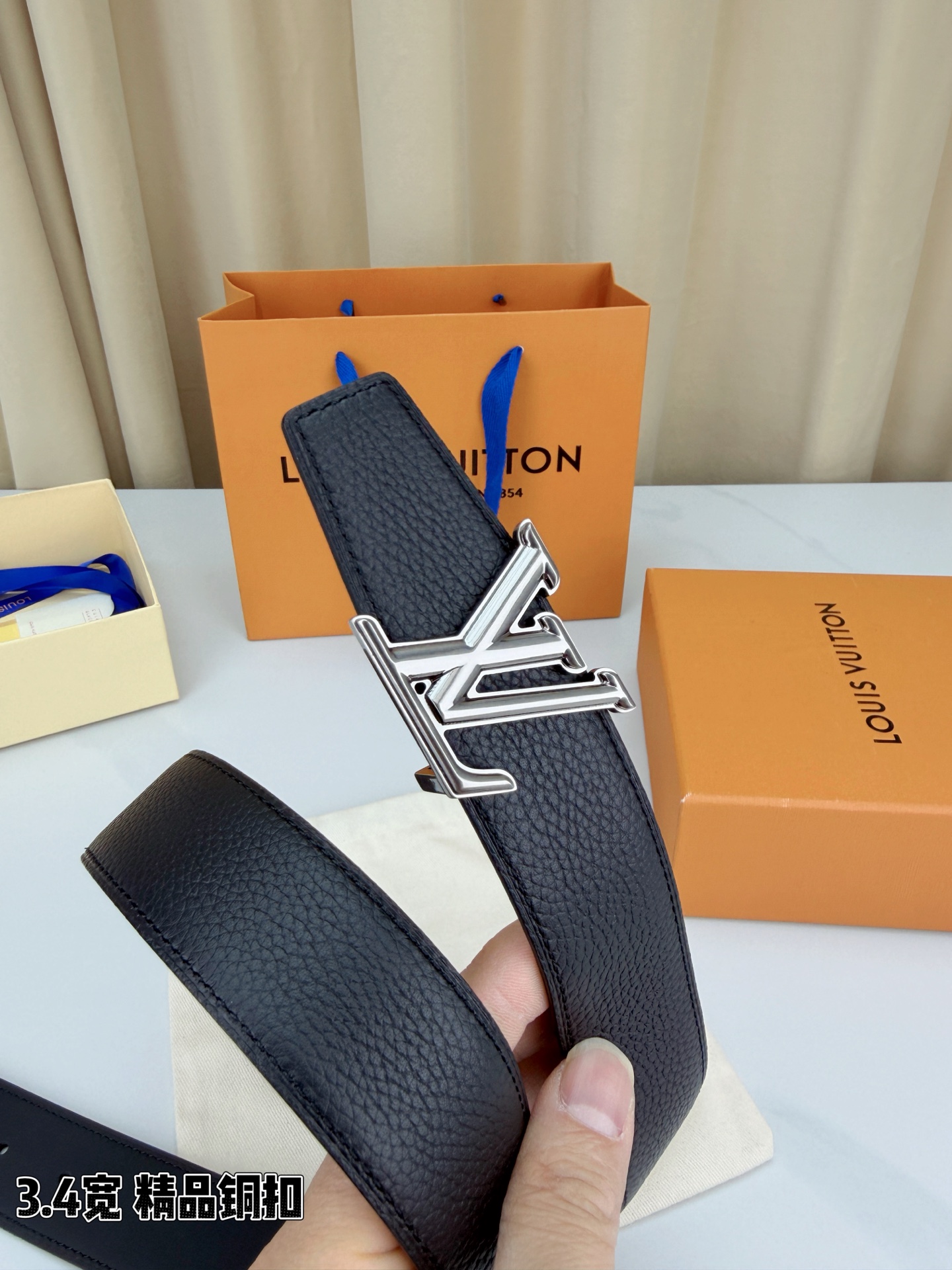 Louis Vuitton Basic Belt L