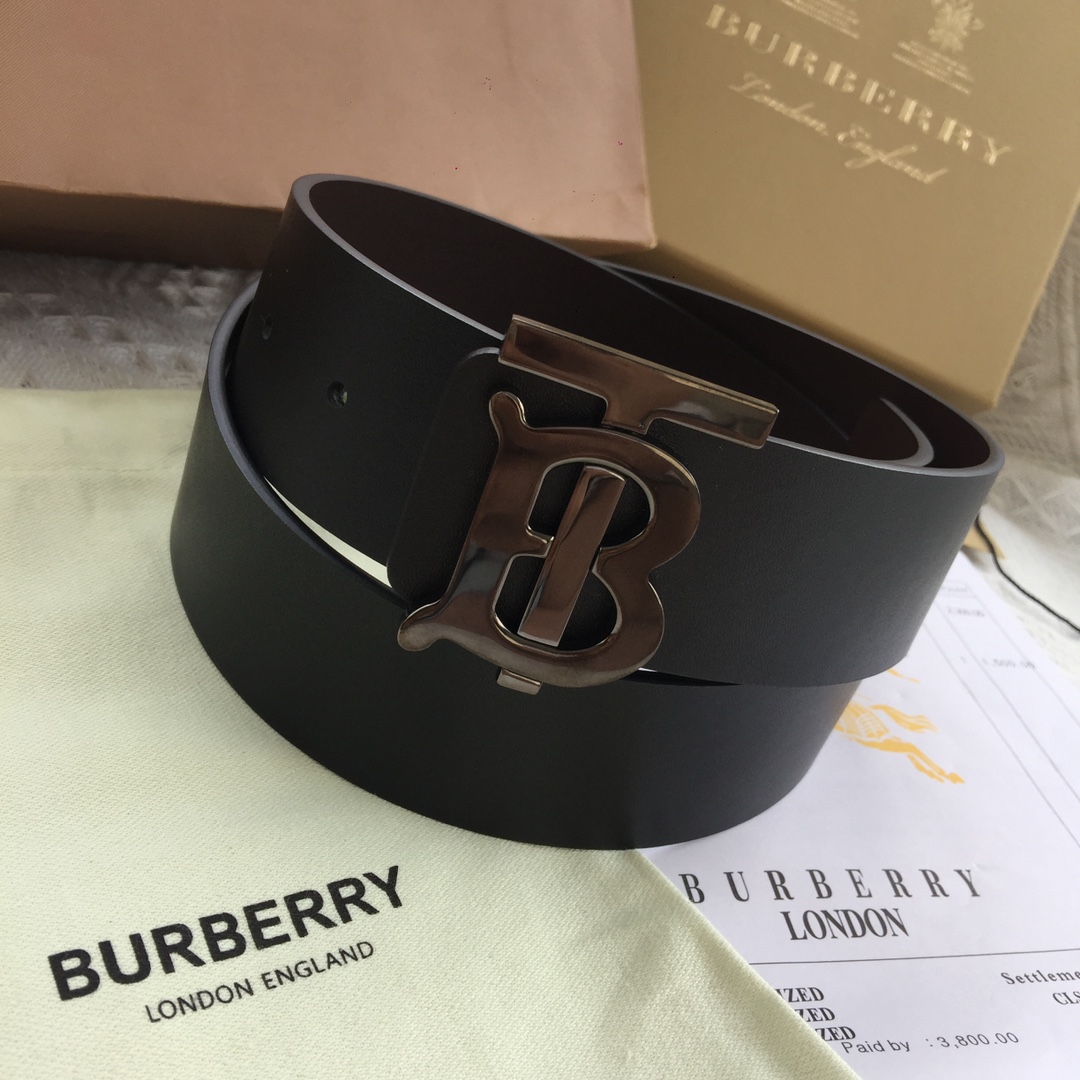 Burberry Leather Belt M