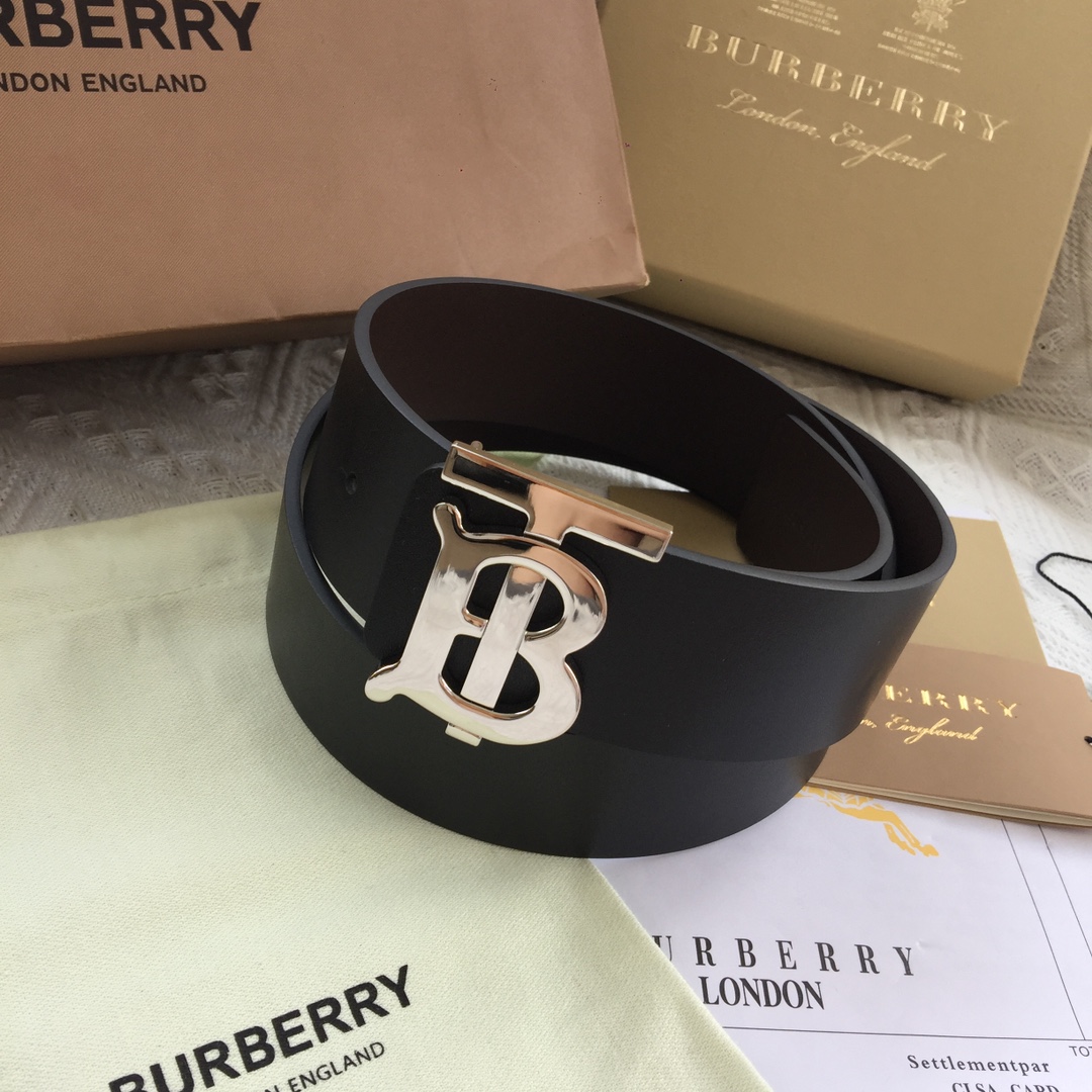 Burberry Leather Belt M