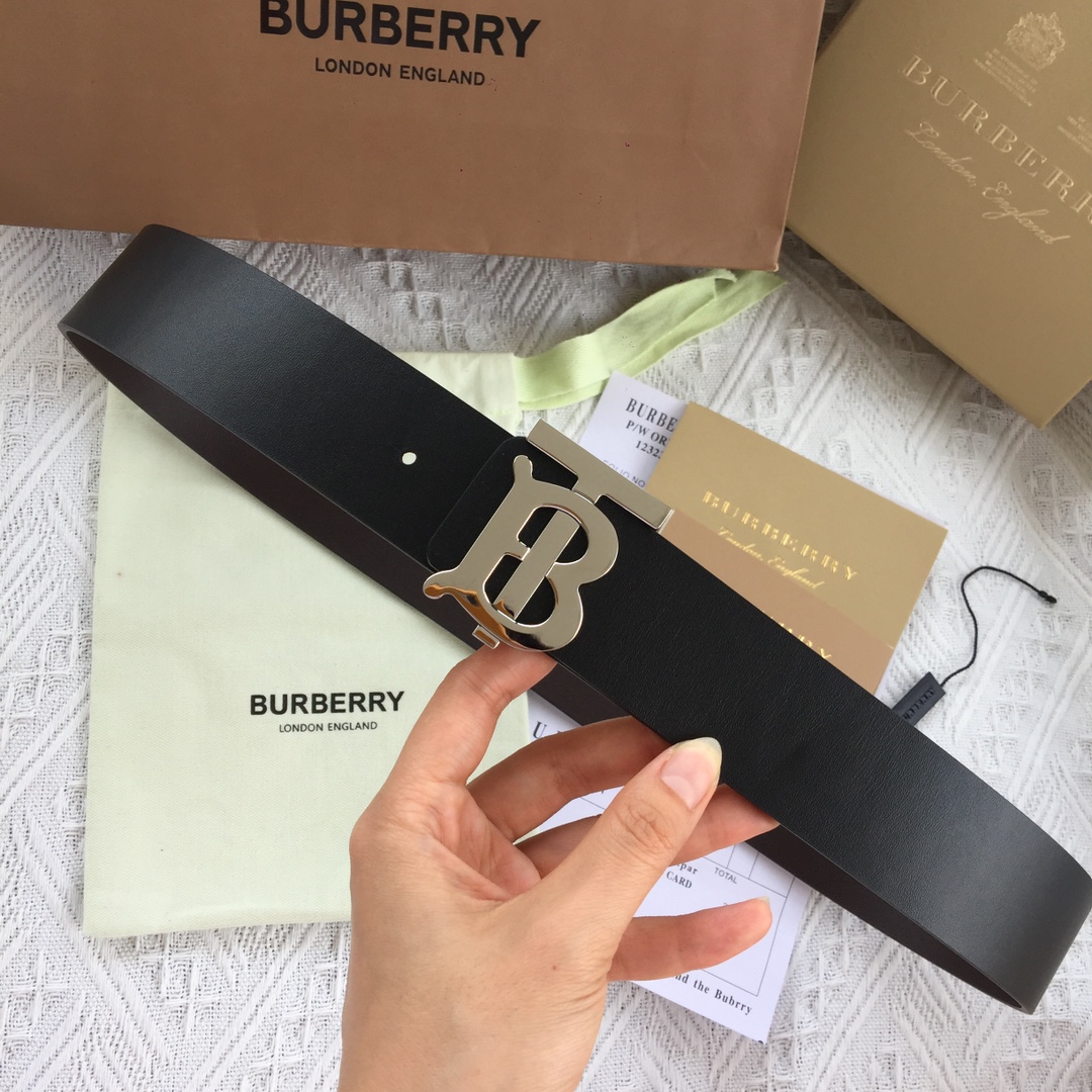 Burberry Leather Belt M