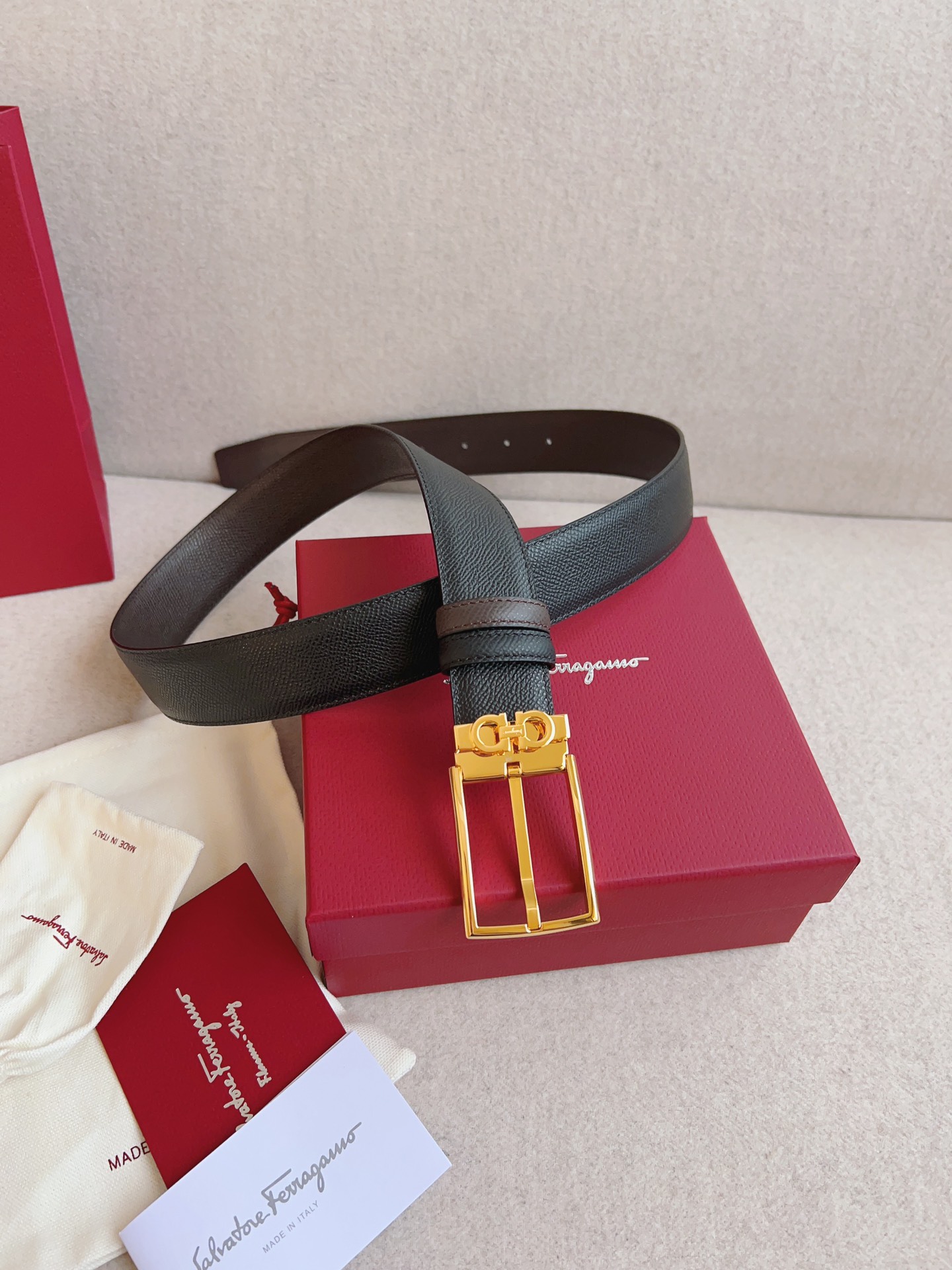 Salvatore Ferragamo Leather Belt Adjustable 35mm-m