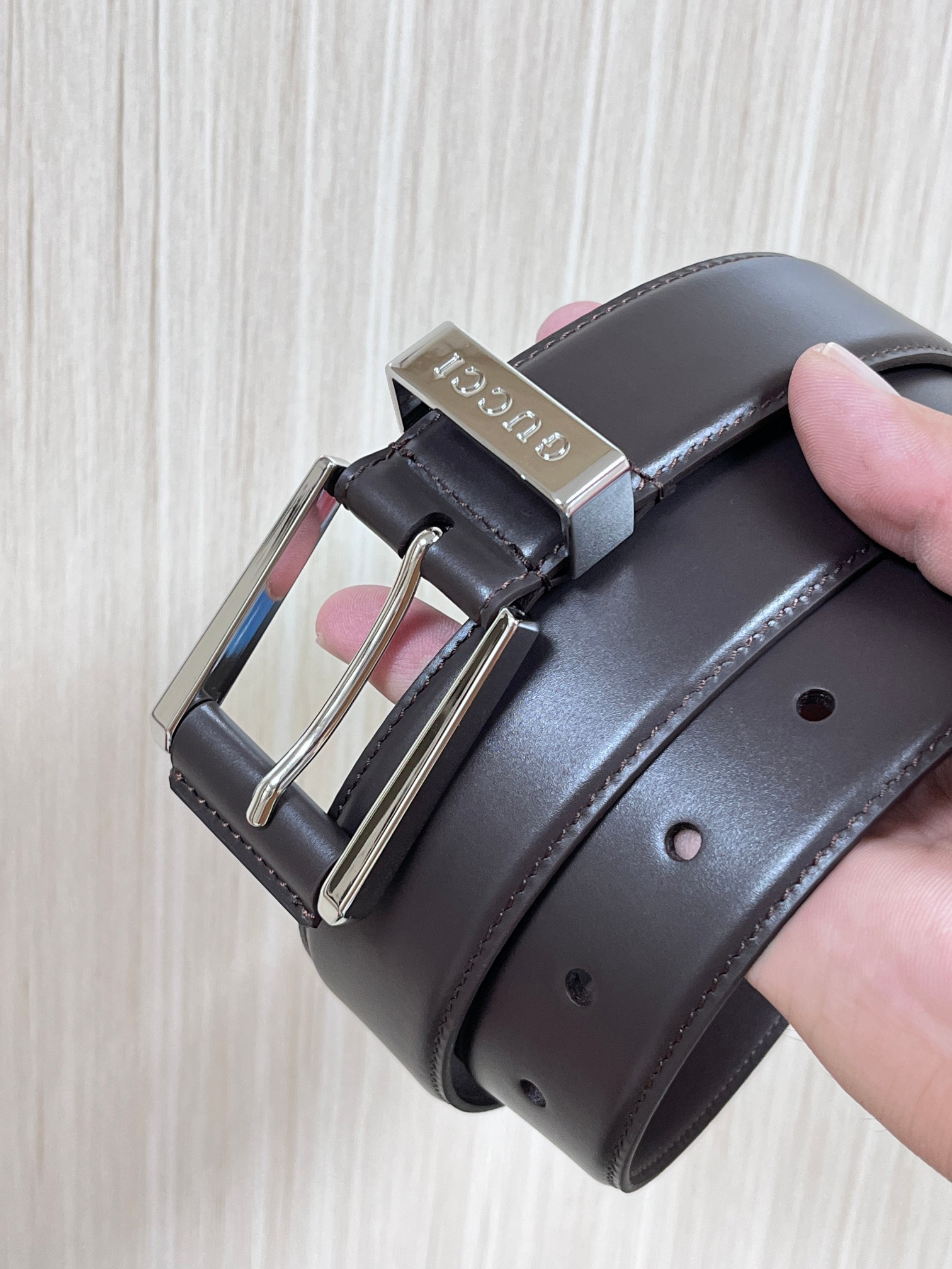 Gucci Male Pin Buckle Belt Cow Leather Wide Width