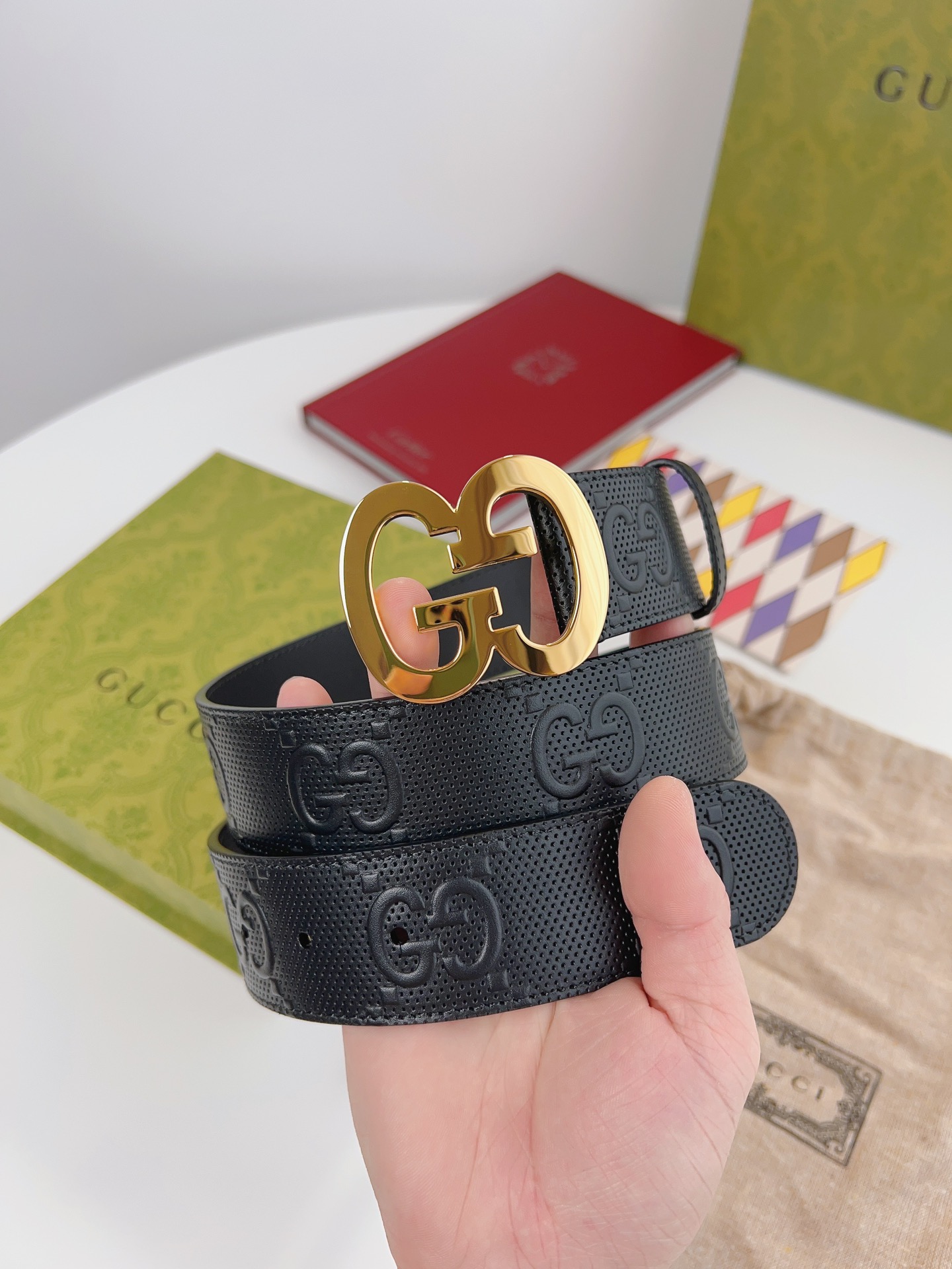 Gucci Basic Belt Gold M