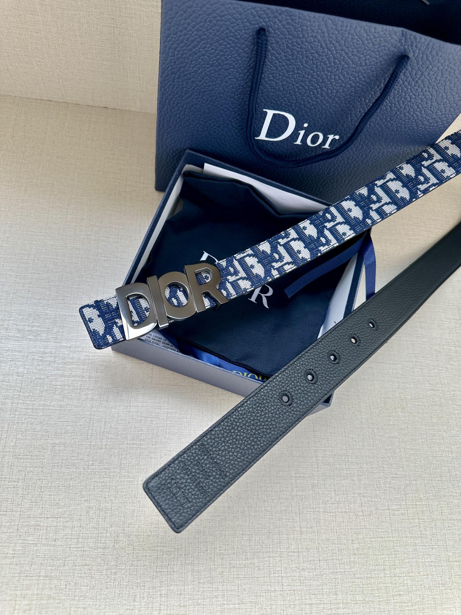 Basic Belt Cow Leather Gray M-l