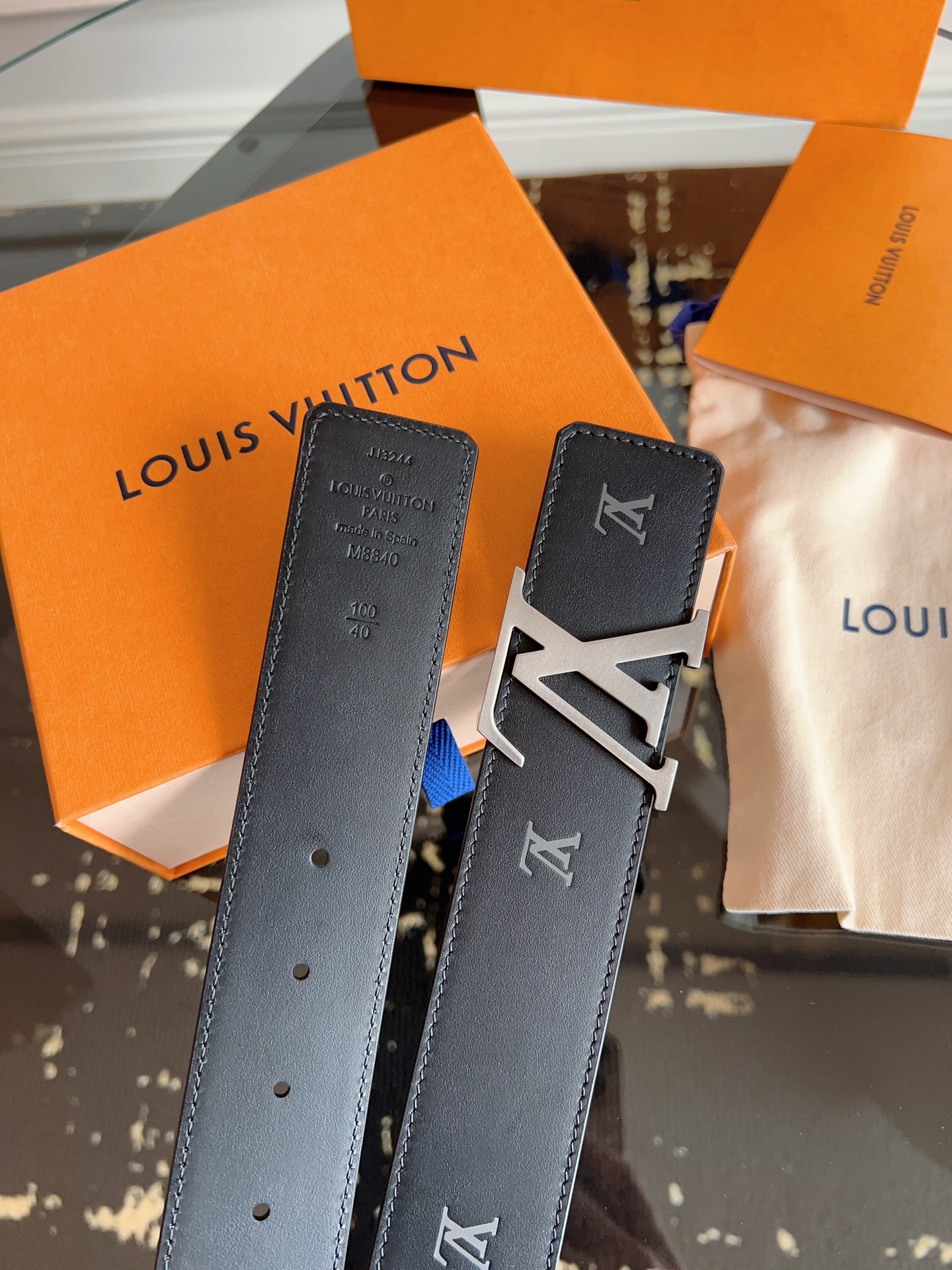 Louis Vuitton Basic Belt M