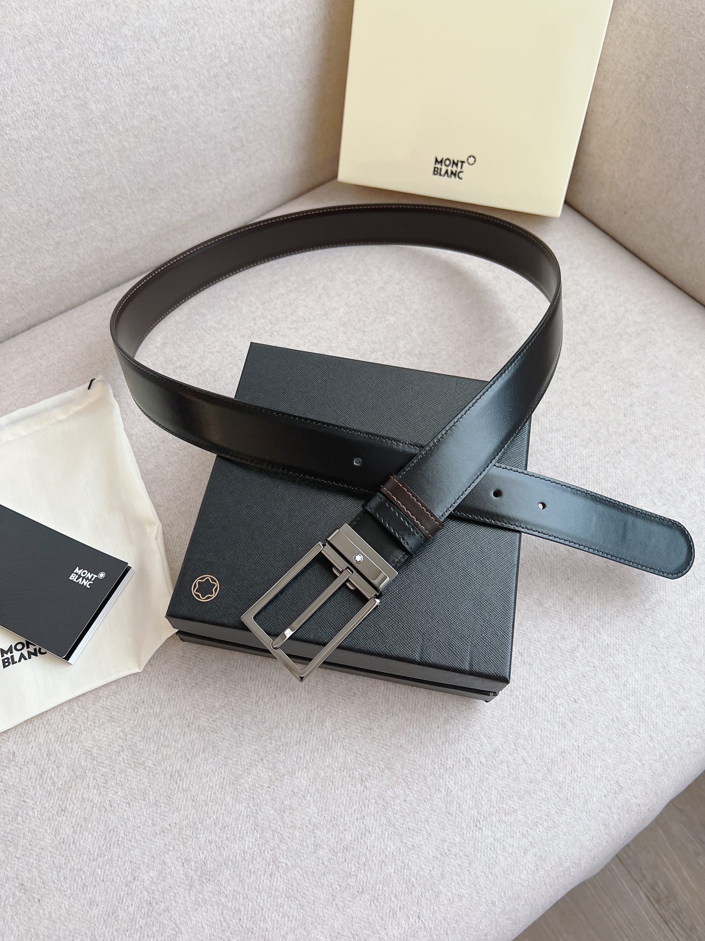 Montblanc Male Leather Belt 35mm