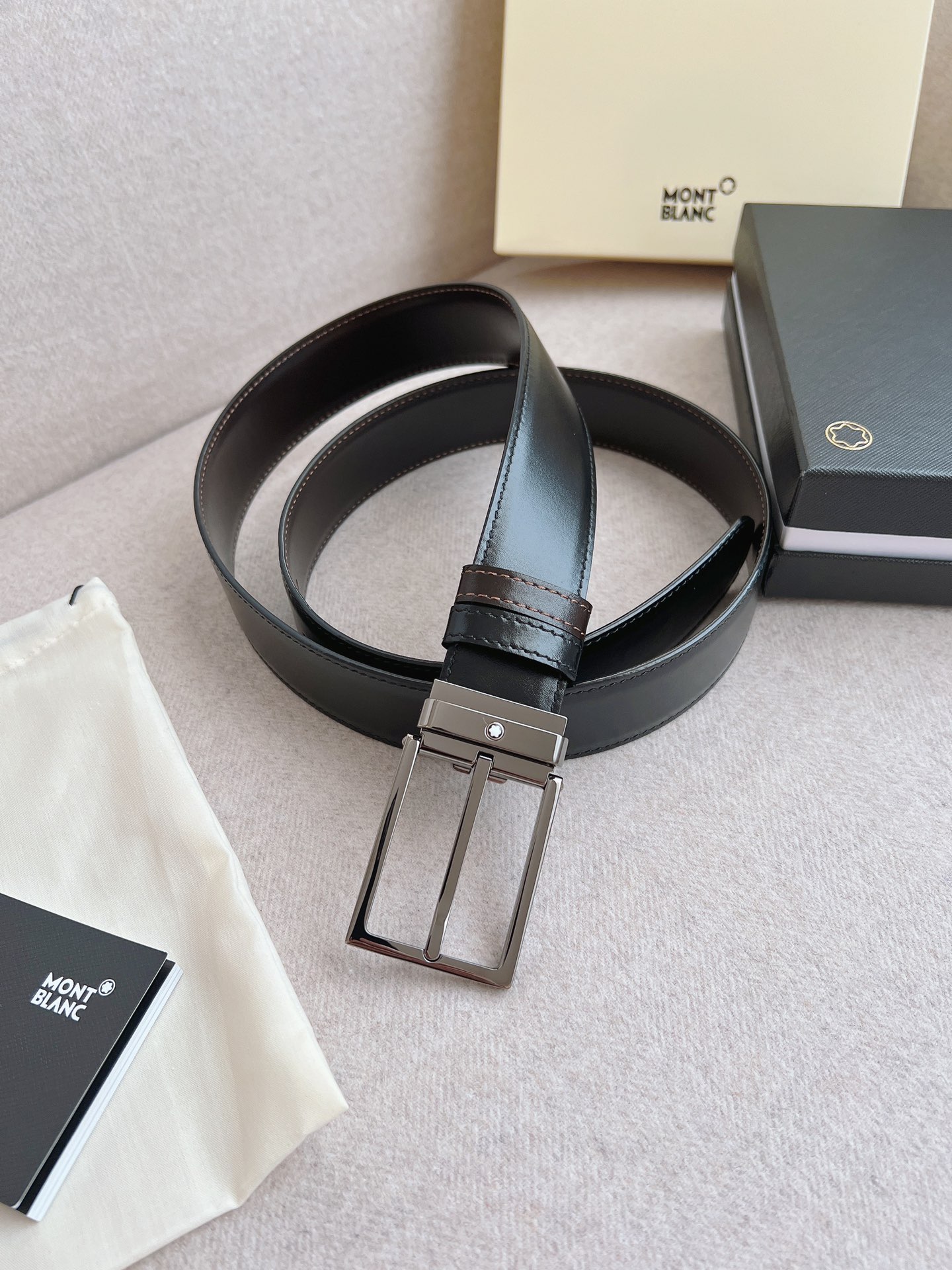 Montblanc Male Leather Belt 35mm