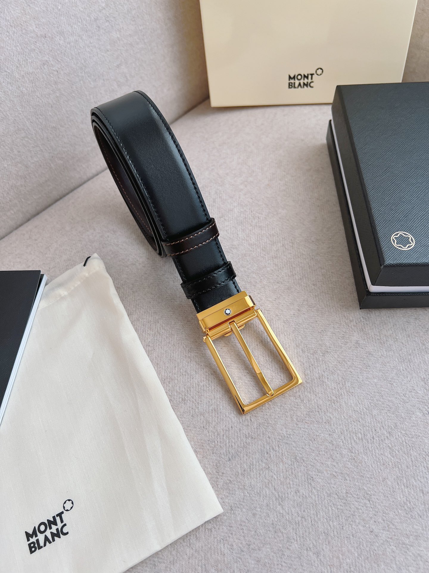 Montblanc Male Leather Belt 35mm