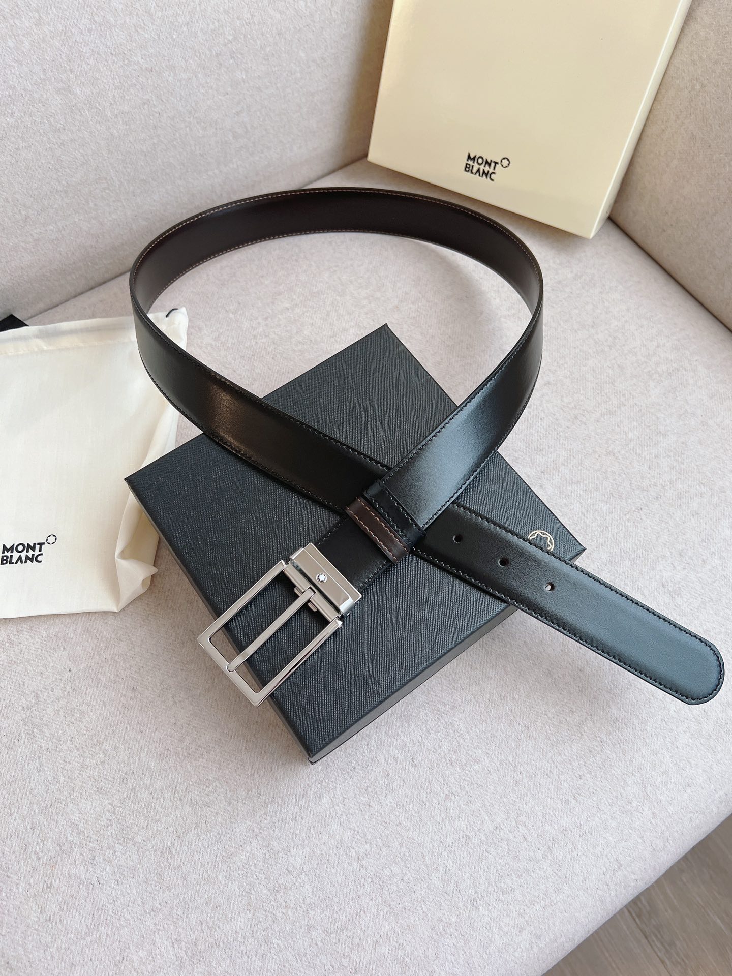 Montblanc Male Leather Belt 35mm