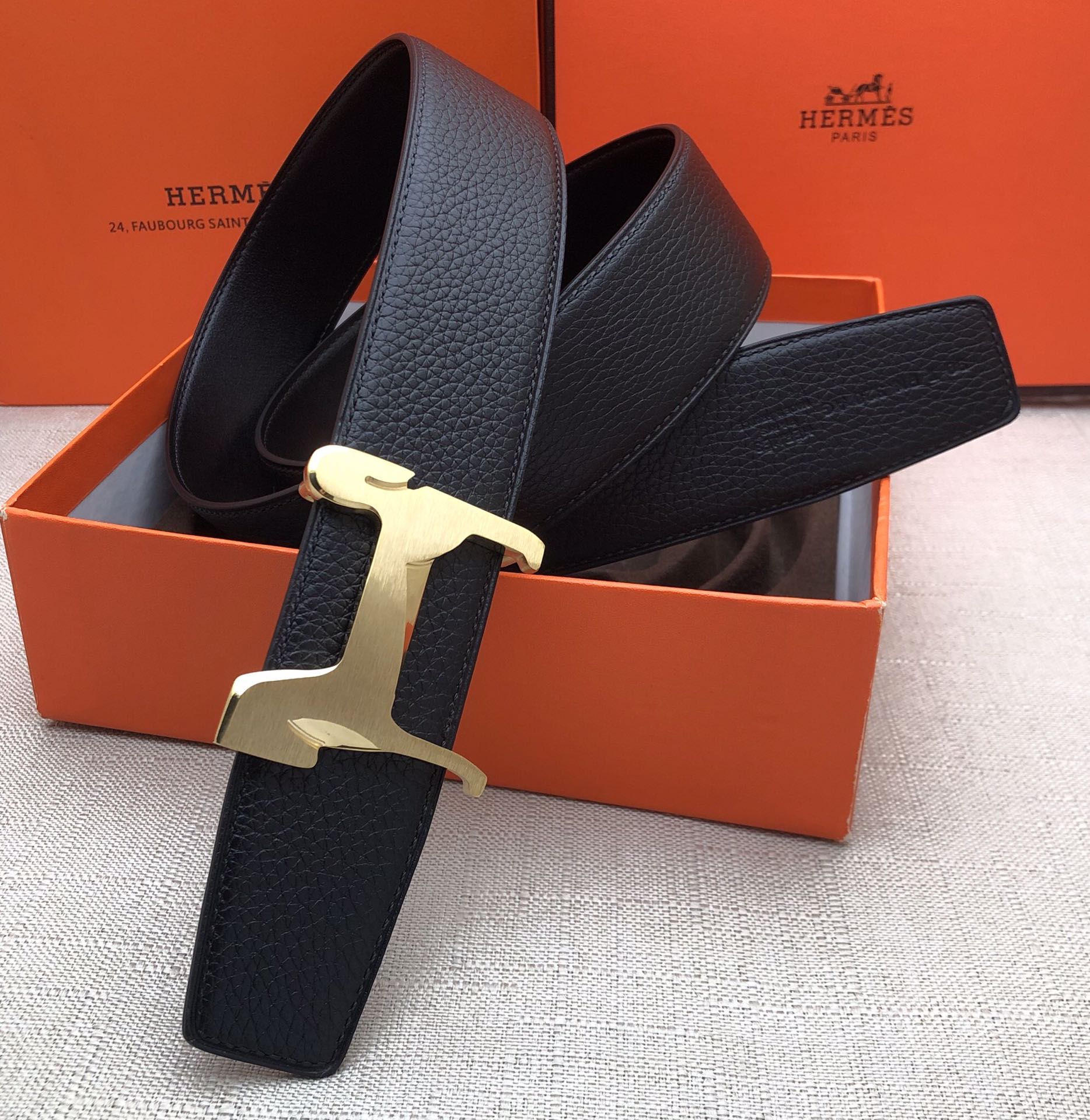 Hermès Basic Belt Top Grain Leather Black 38mm