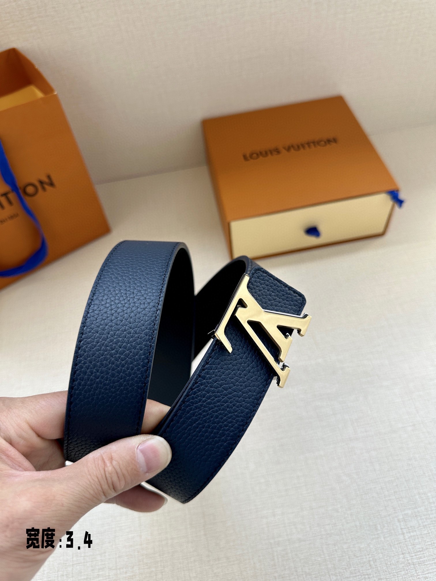 Louis Vuitton Basic Belt M-l