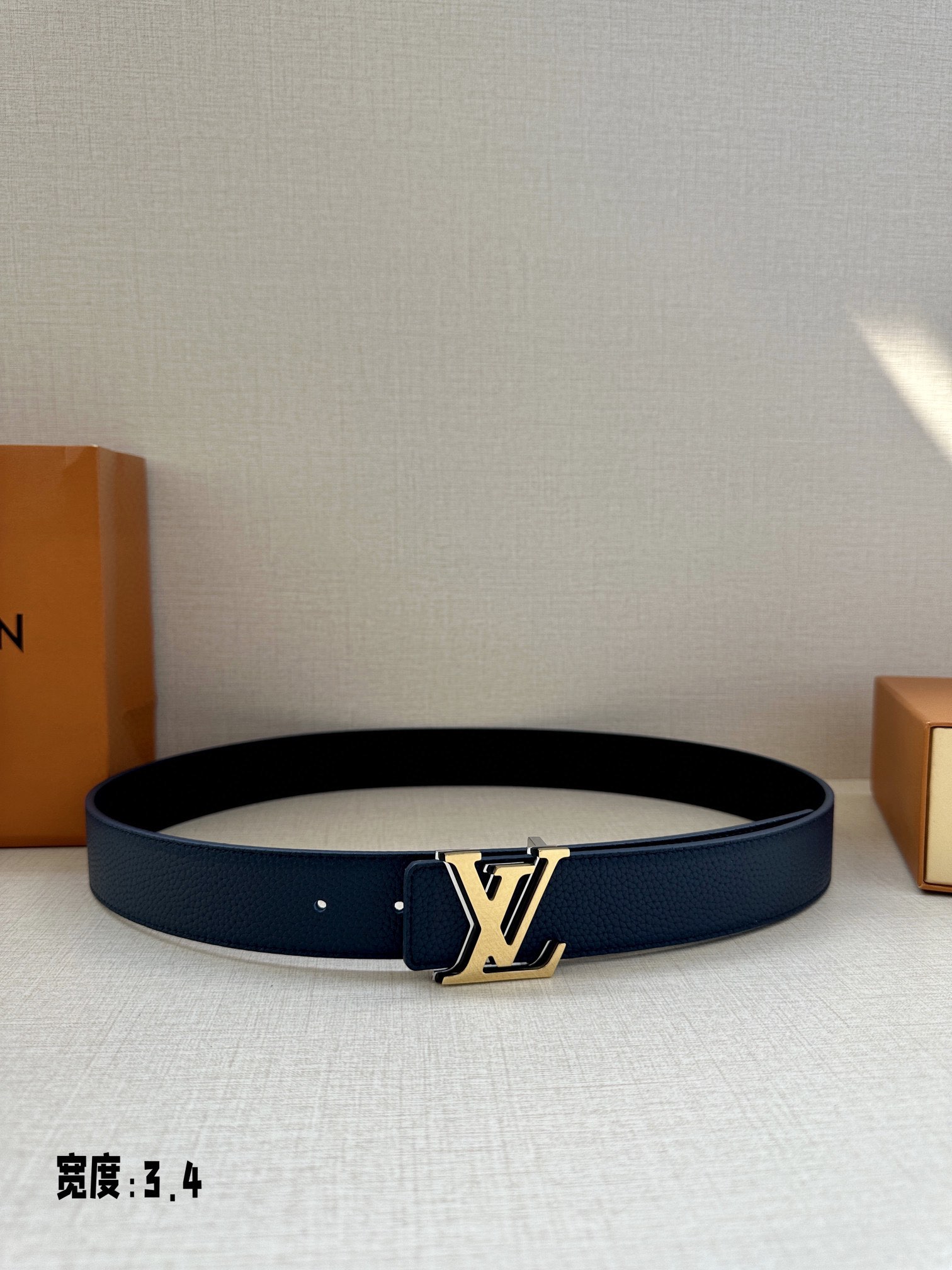 Louis Vuitton Basic Belt M-l