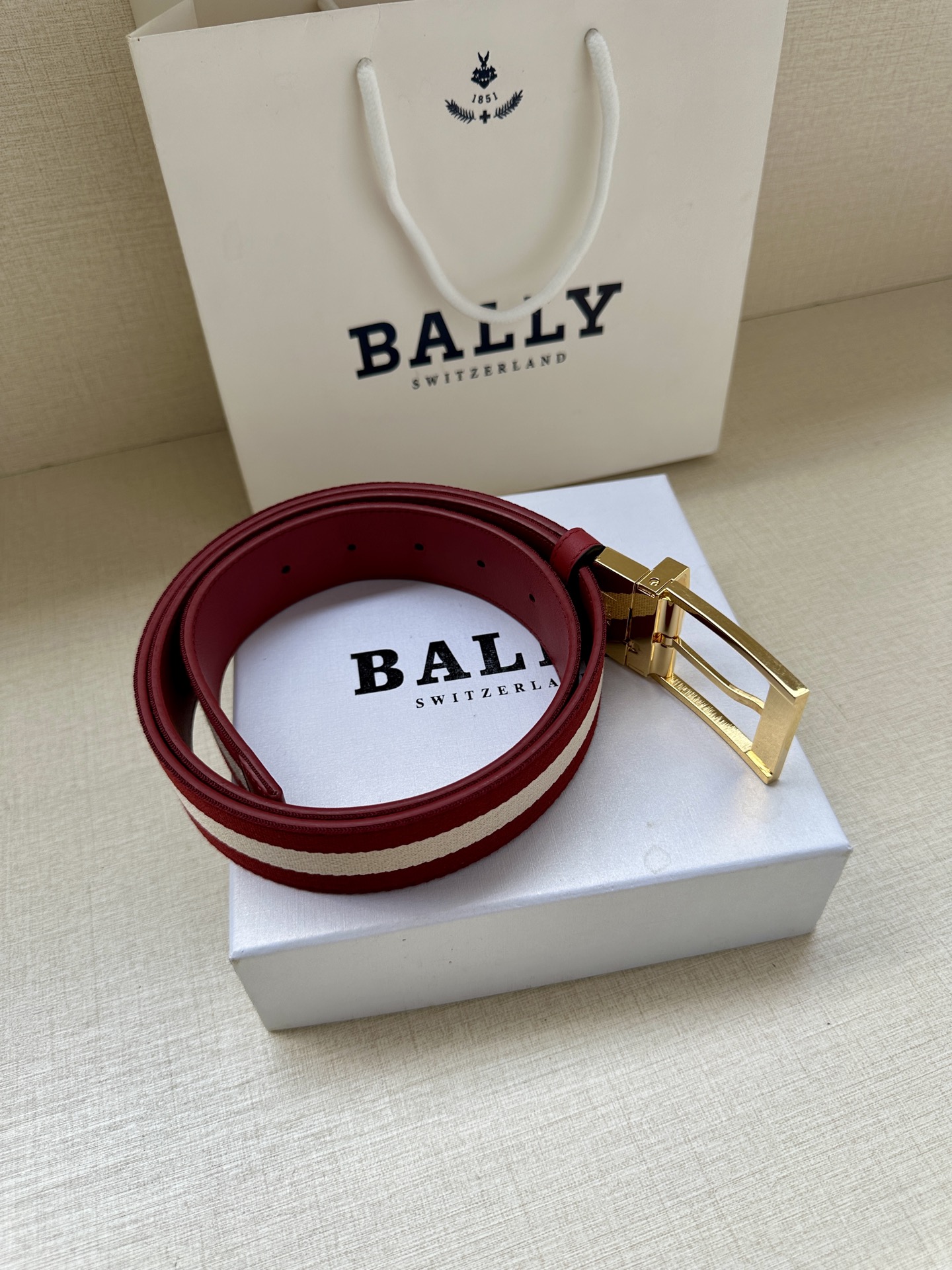 Bally Male Pin Buckle Belt Cow Leather M-l