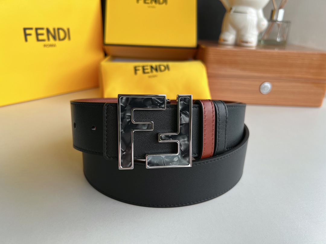 Fendi Leather Belt Top Grain Leather M-l