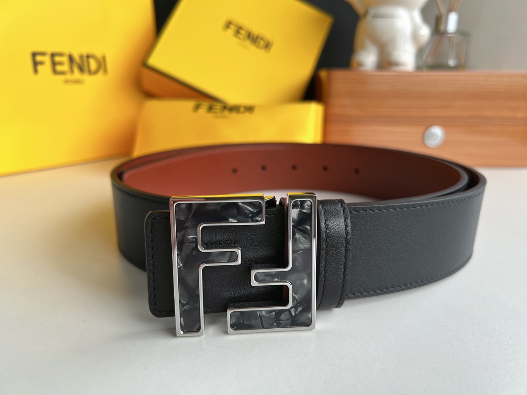 Fendi Leather Belt Top Grain Leather M-l
