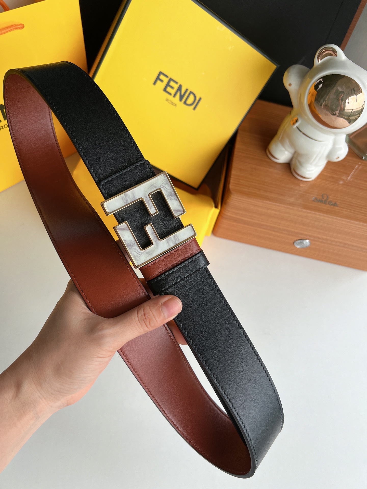 Fendi Leather Belt Top Grain Leather M-l