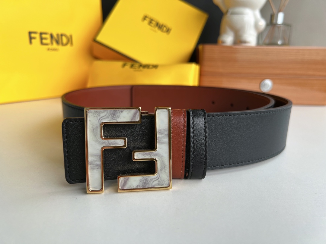 Fendi Leather Belt Top Grain Leather M-l