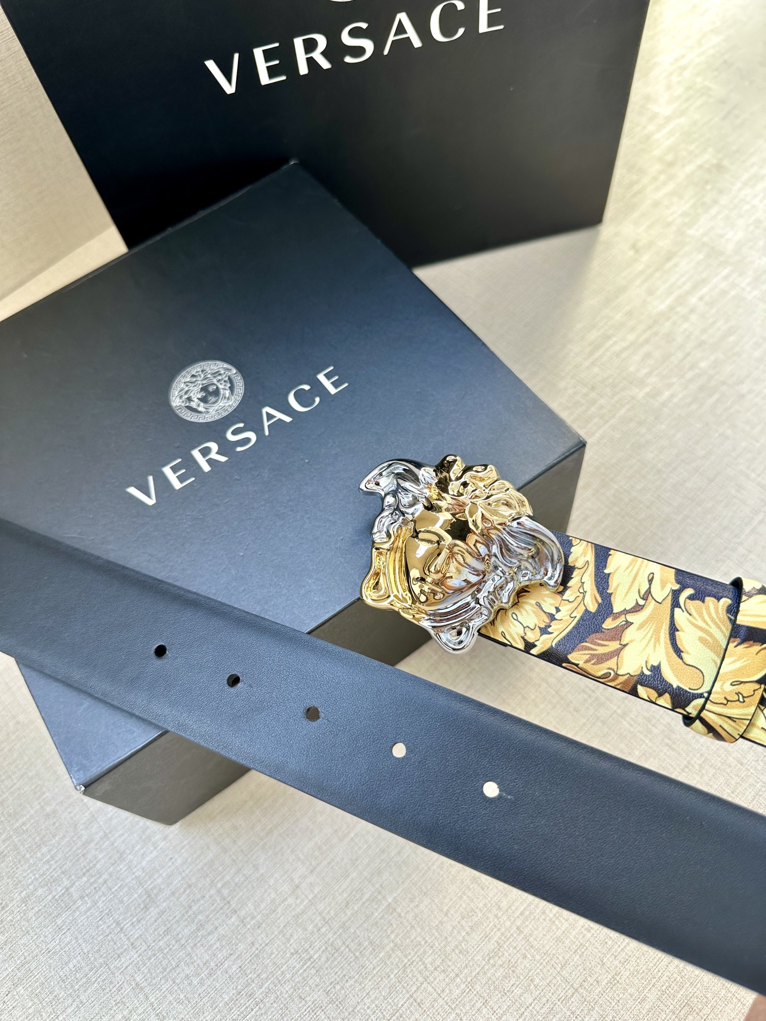 Versace Leather Belt Cow Leather S-m-l