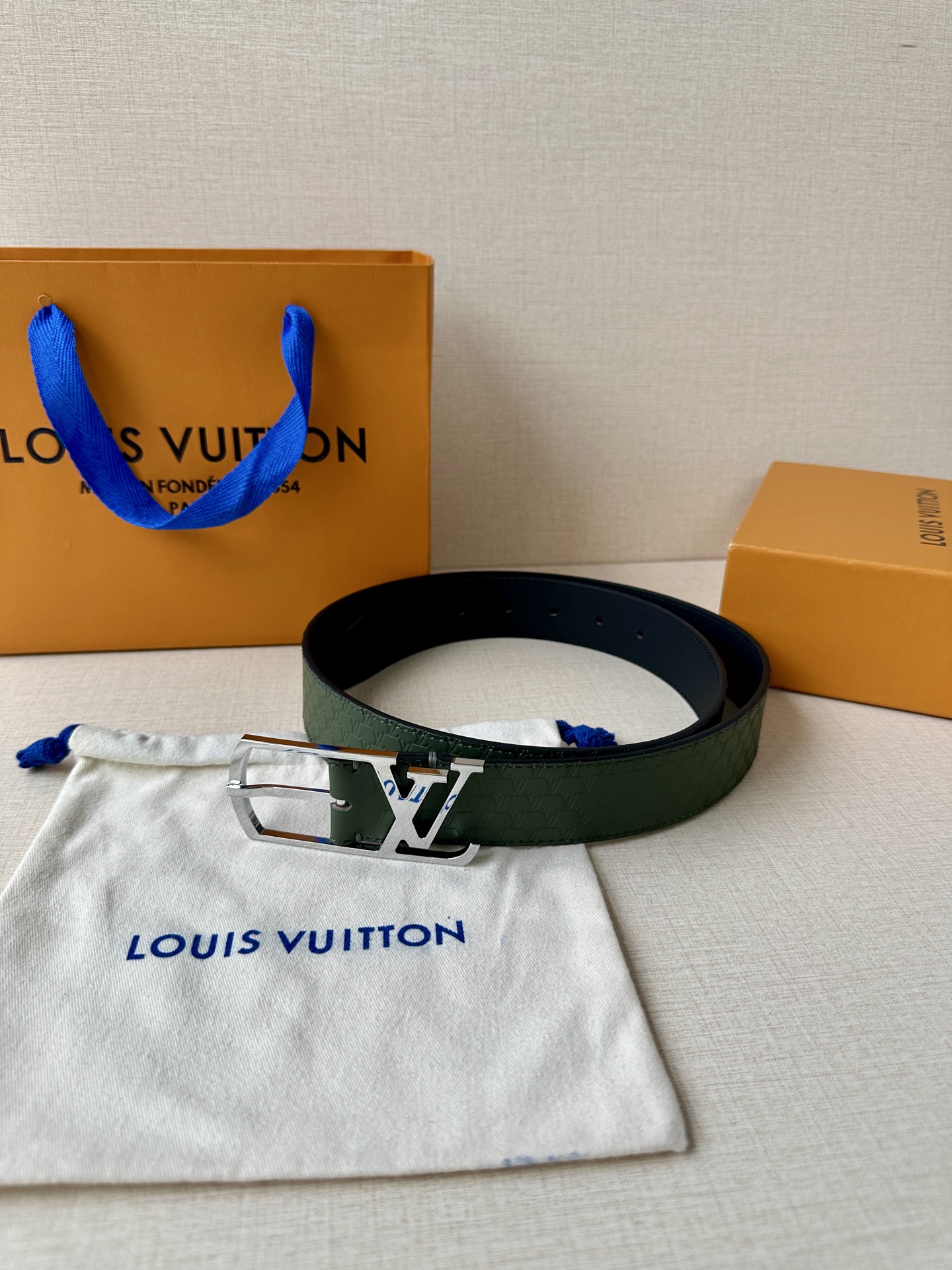 Leather Belt Silver S