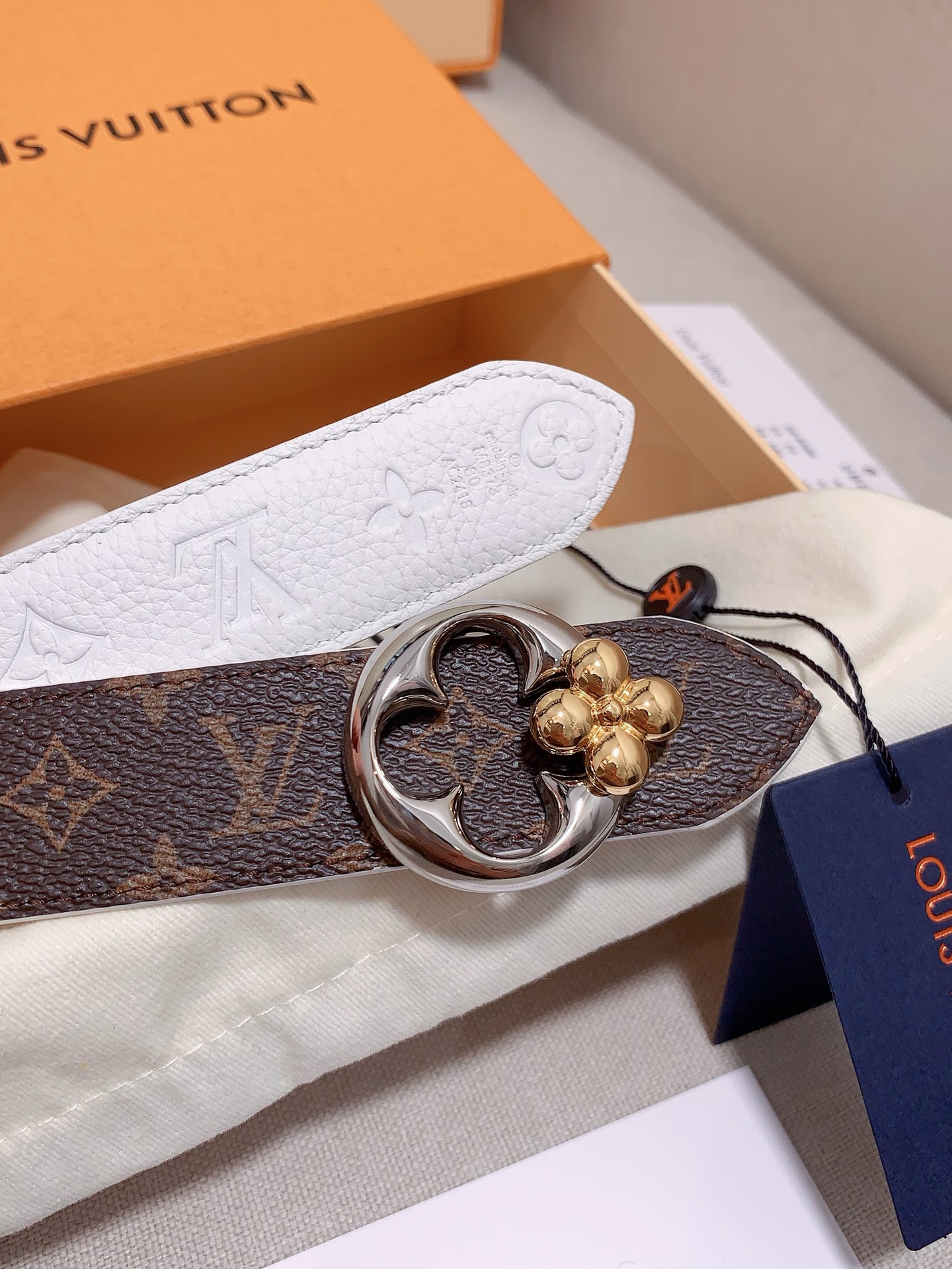 Louis Vuitton Female Basic Belt Cow Leather S-m-l