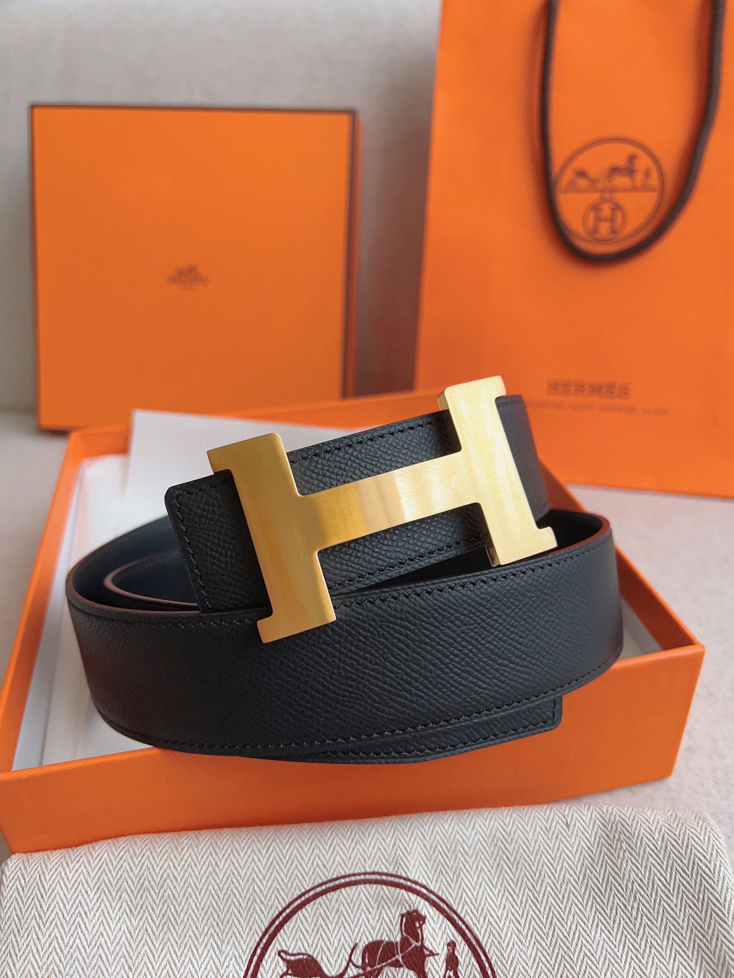 Hermès Leather Belt Cow Leather S-m