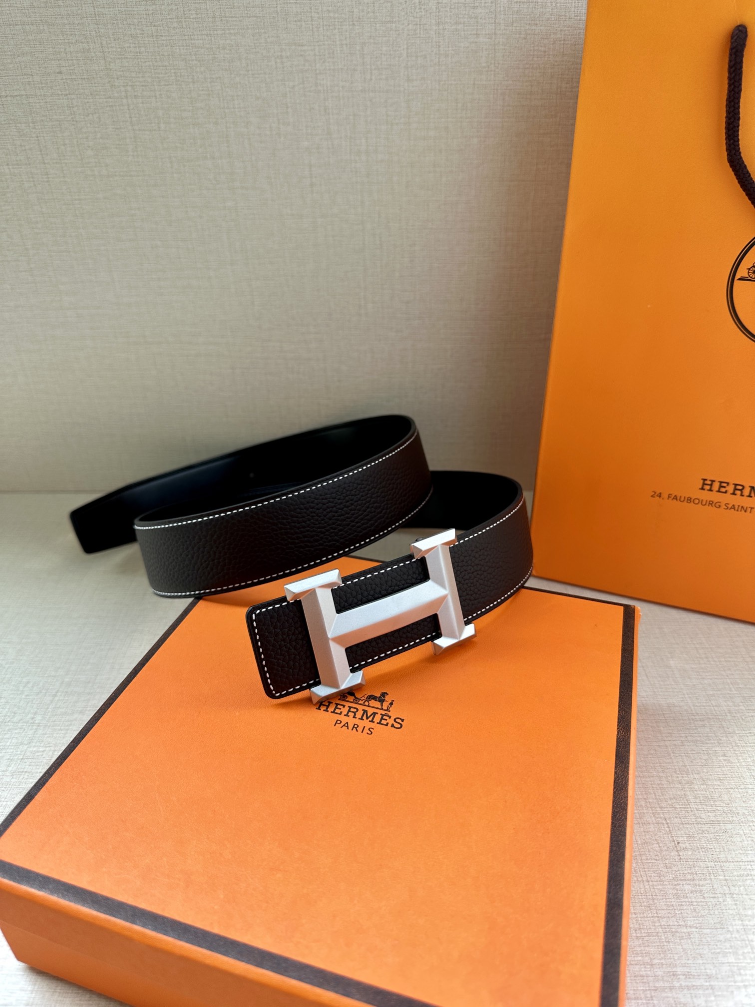 Hermès Male Leather Belt Cow Leather Gold