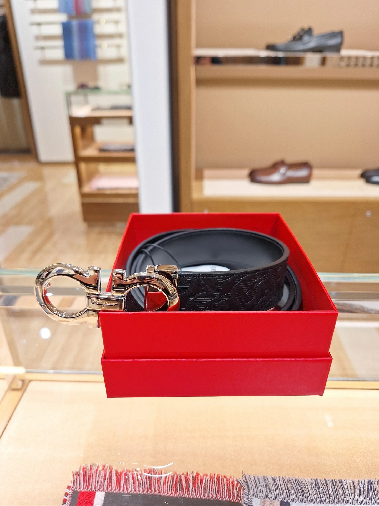 Salvatore Ferragamo Leather Belt S