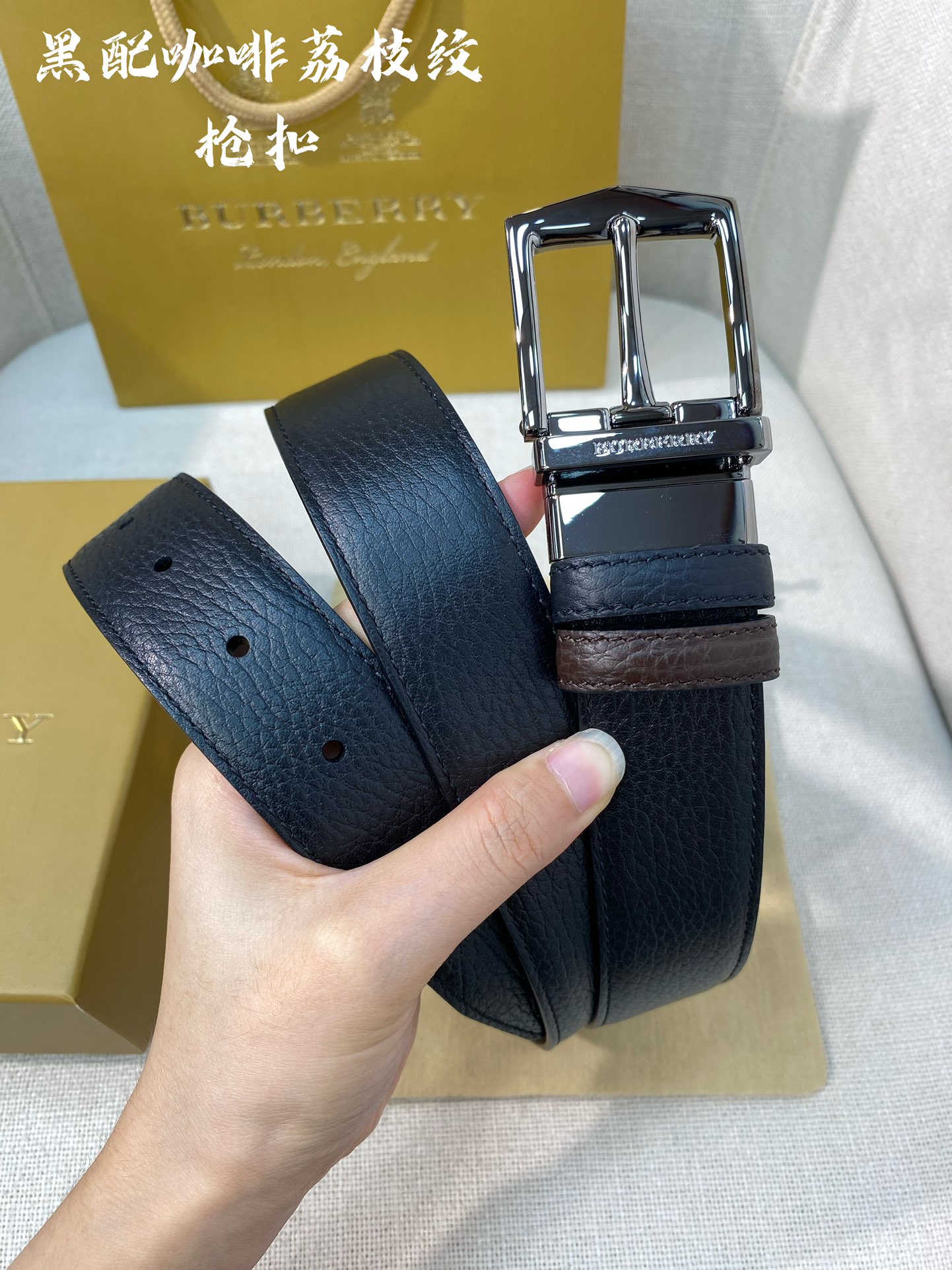 Burberry Male Leather Belt Cow Leather M