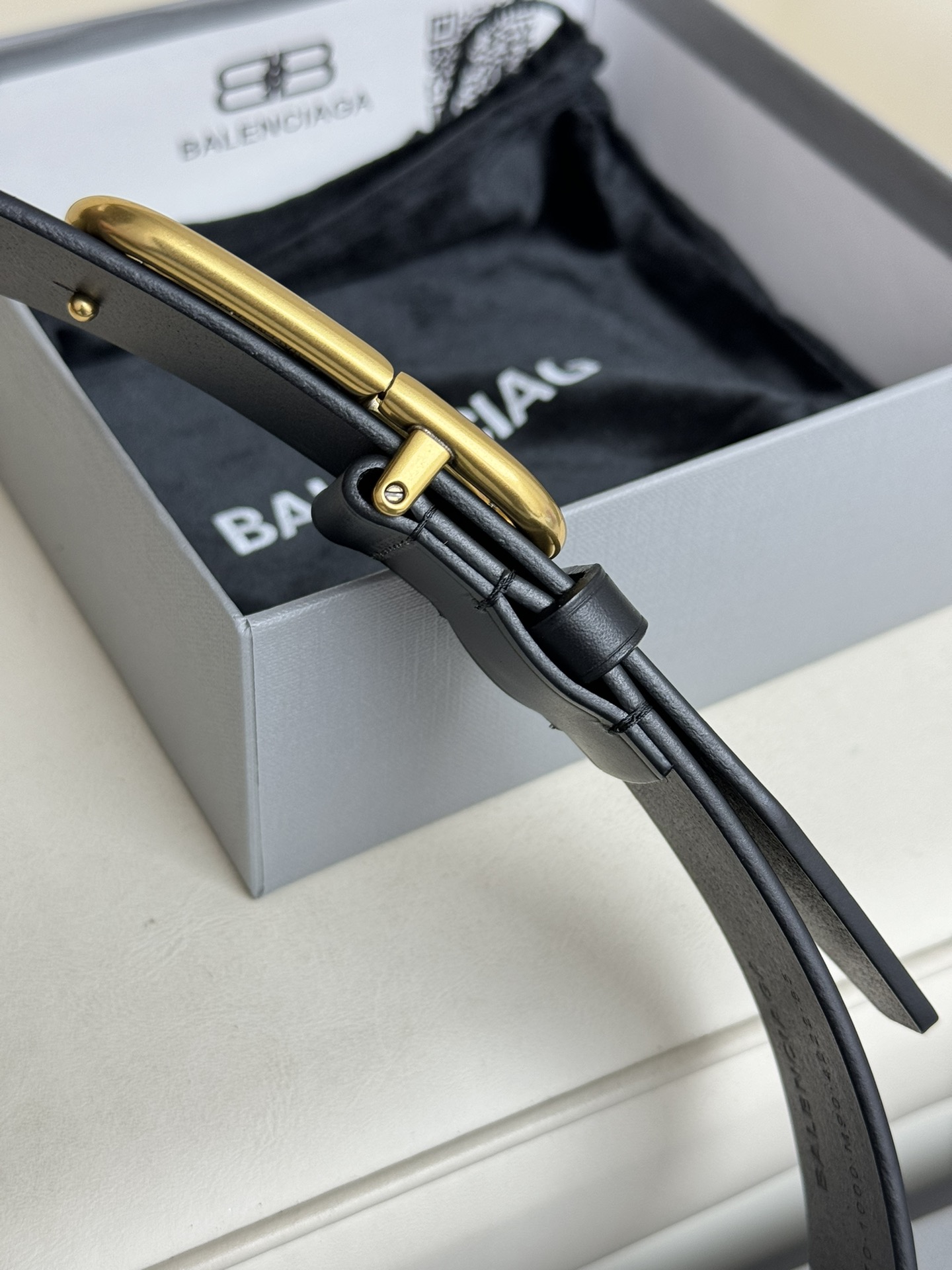 Balenciaga Basic Belt Cow Leather M-l