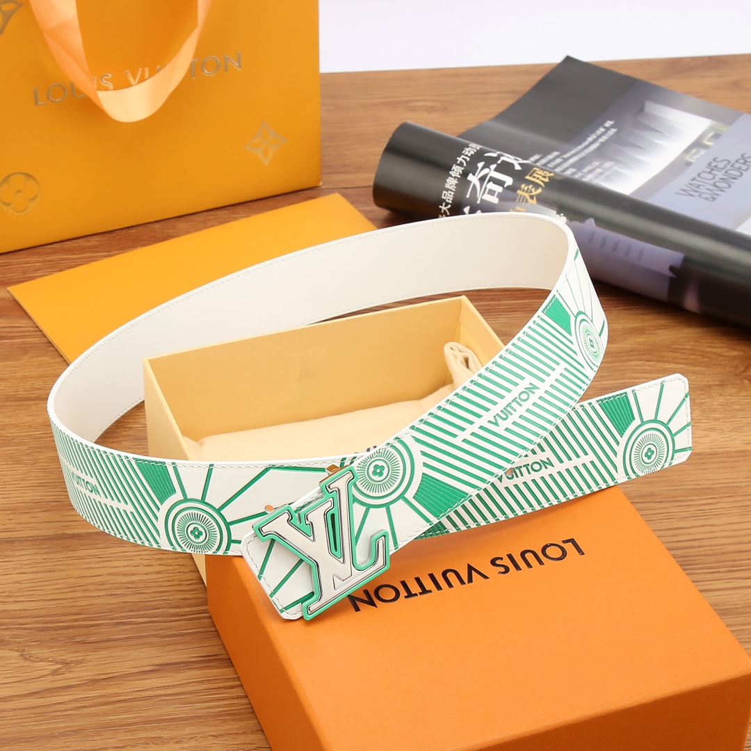 Louis Vuitton Leather Belt 40mm-s-m-l