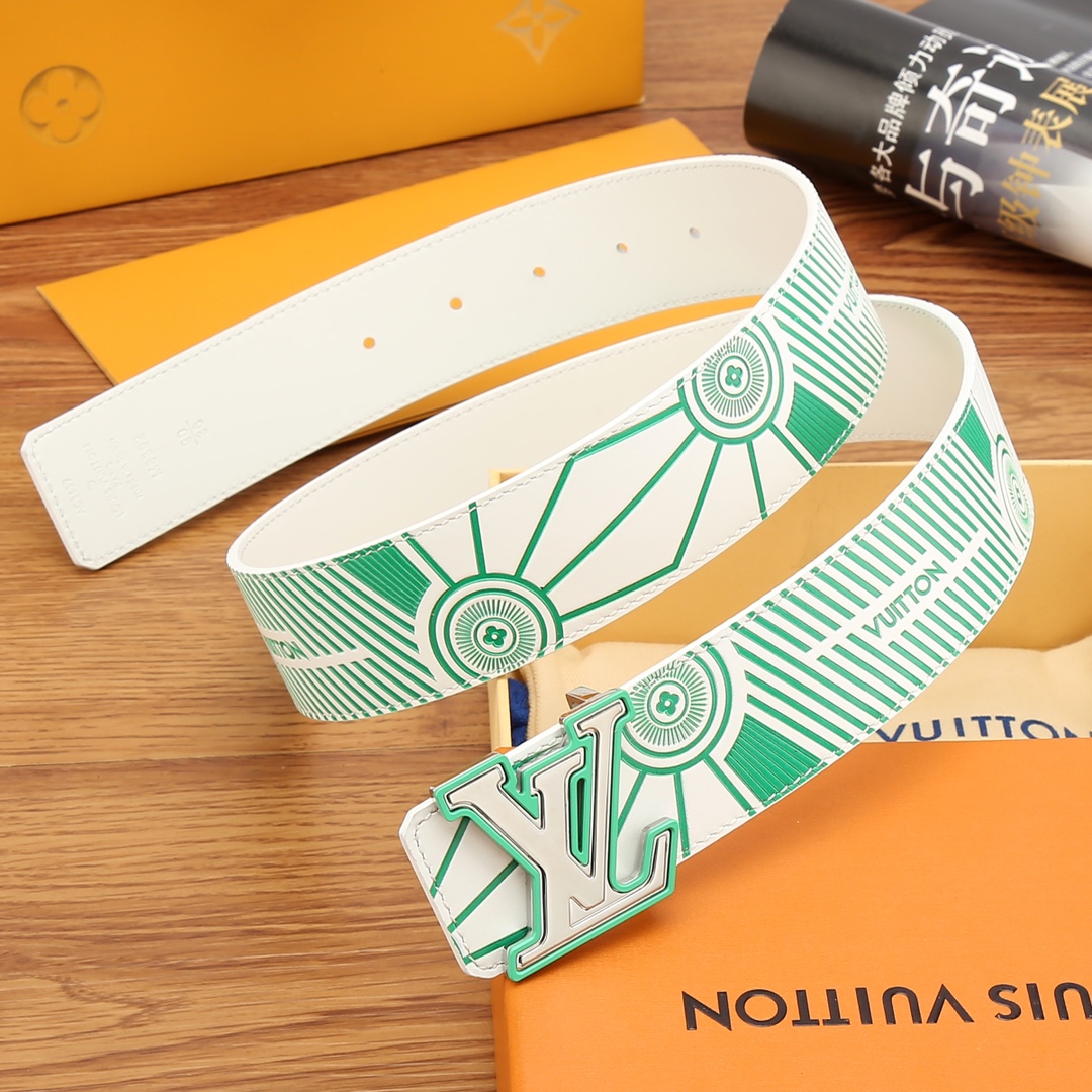 Louis Vuitton Leather Belt 40mm-s-m-l