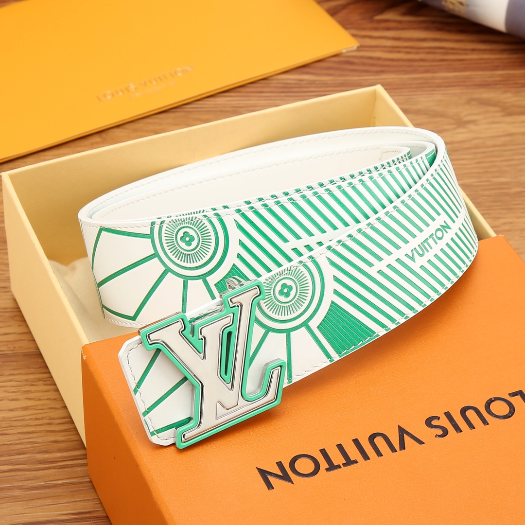 Louis Vuitton Leather Belt 40mm-s-m-l