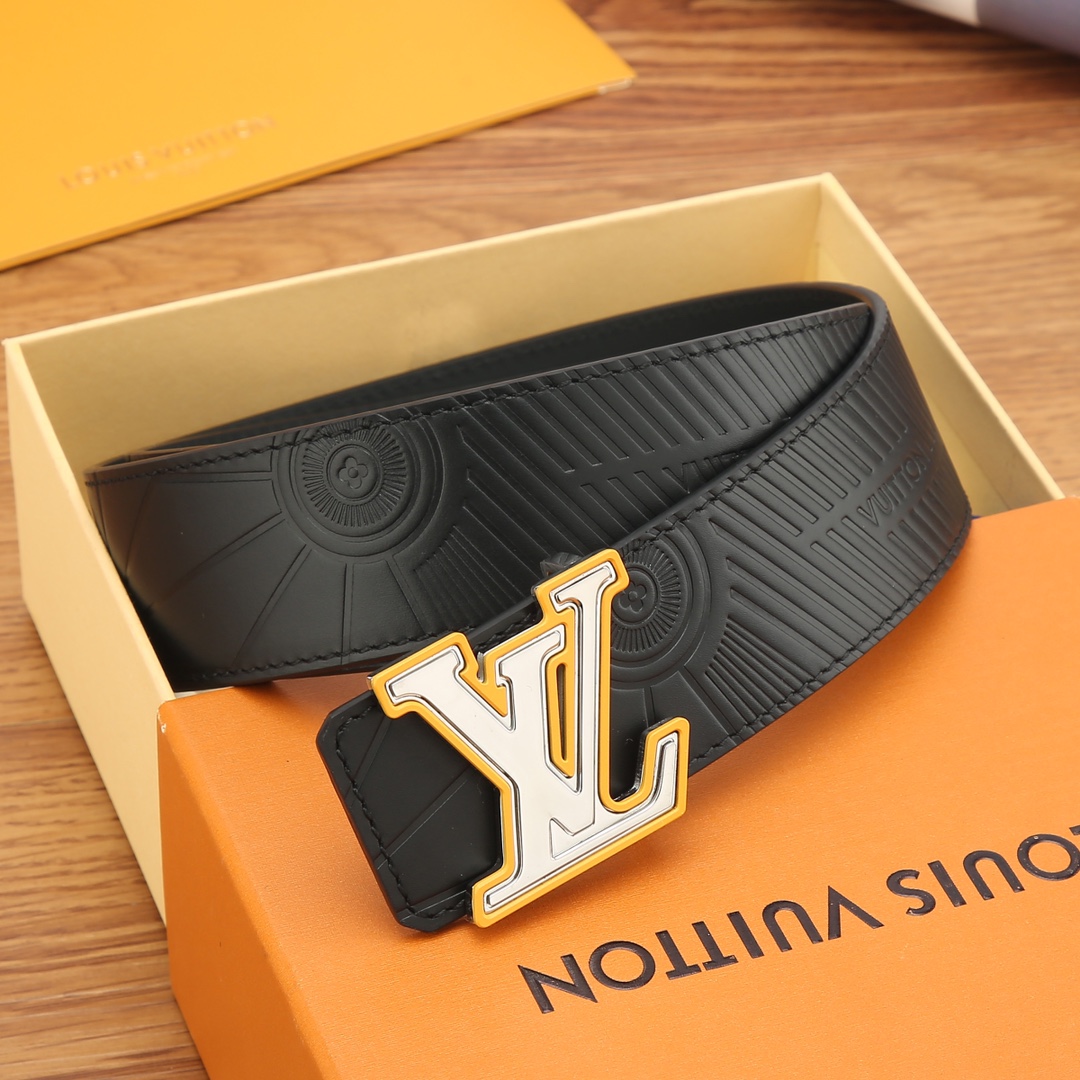 Louis Vuitton Leather Belt 40mm-s-m-l