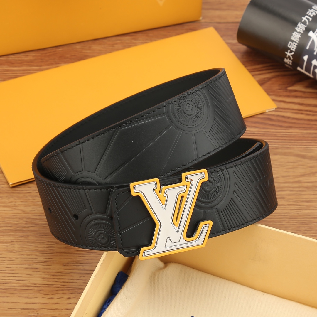 Louis Vuitton Leather Belt 40mm-s-m-l