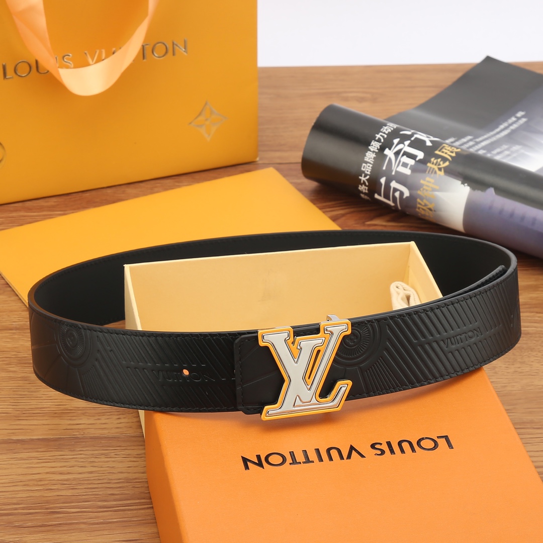 Louis Vuitton Leather Belt 40mm-s-m-l