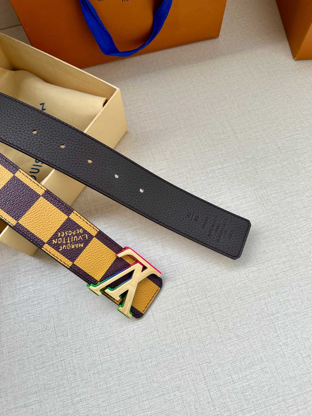 Louis Vuitton Male Basic Belt Cow Leather S-m-l