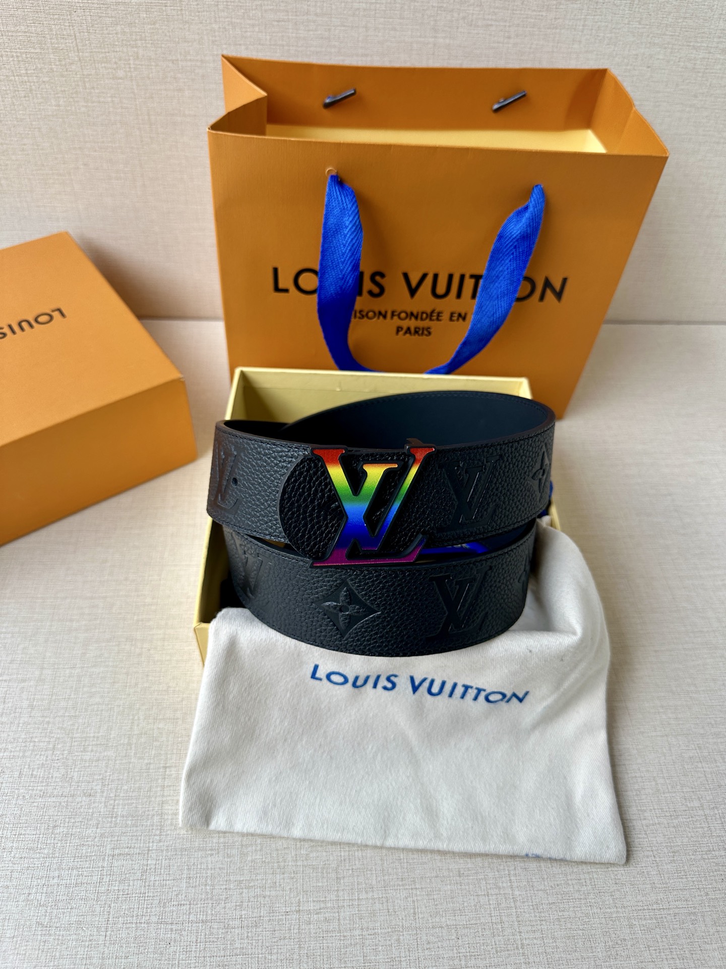 Louis Vuitton Leather Belt Cow Leather M-l