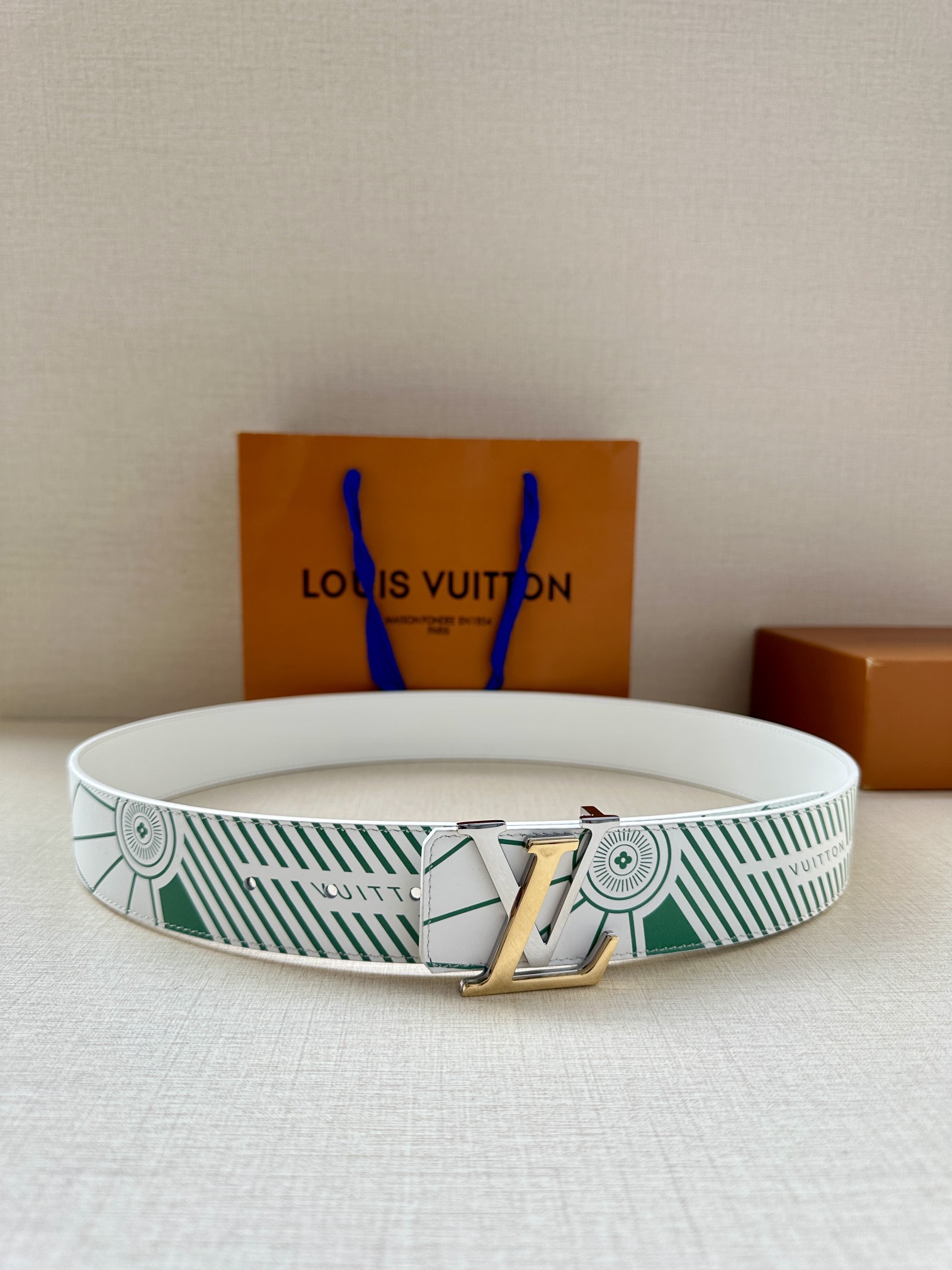 Louis Vuitton Basic Belt M-l