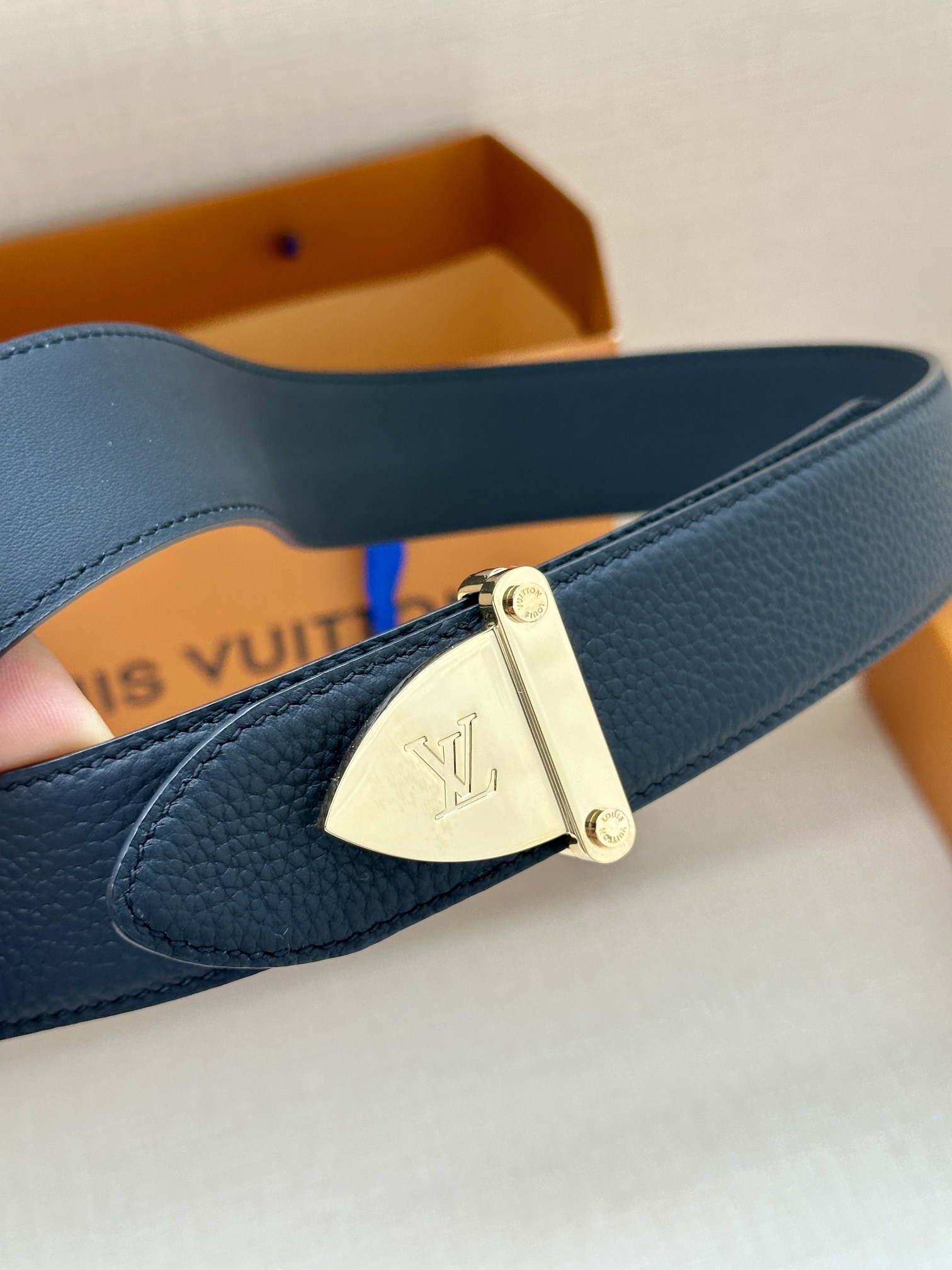 Louis Vuitton Basic Belt M-l