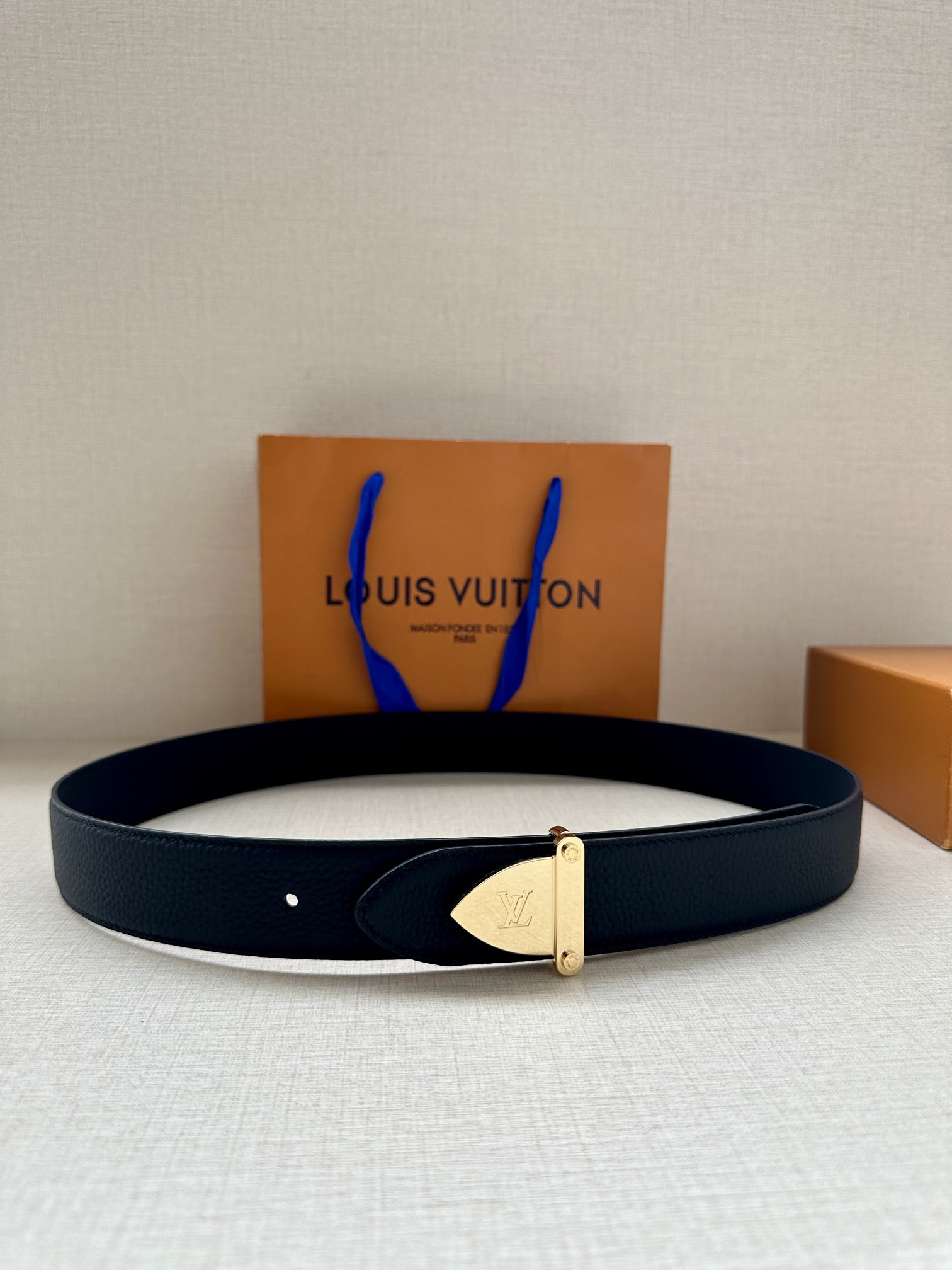 Louis Vuitton Basic Belt M-l