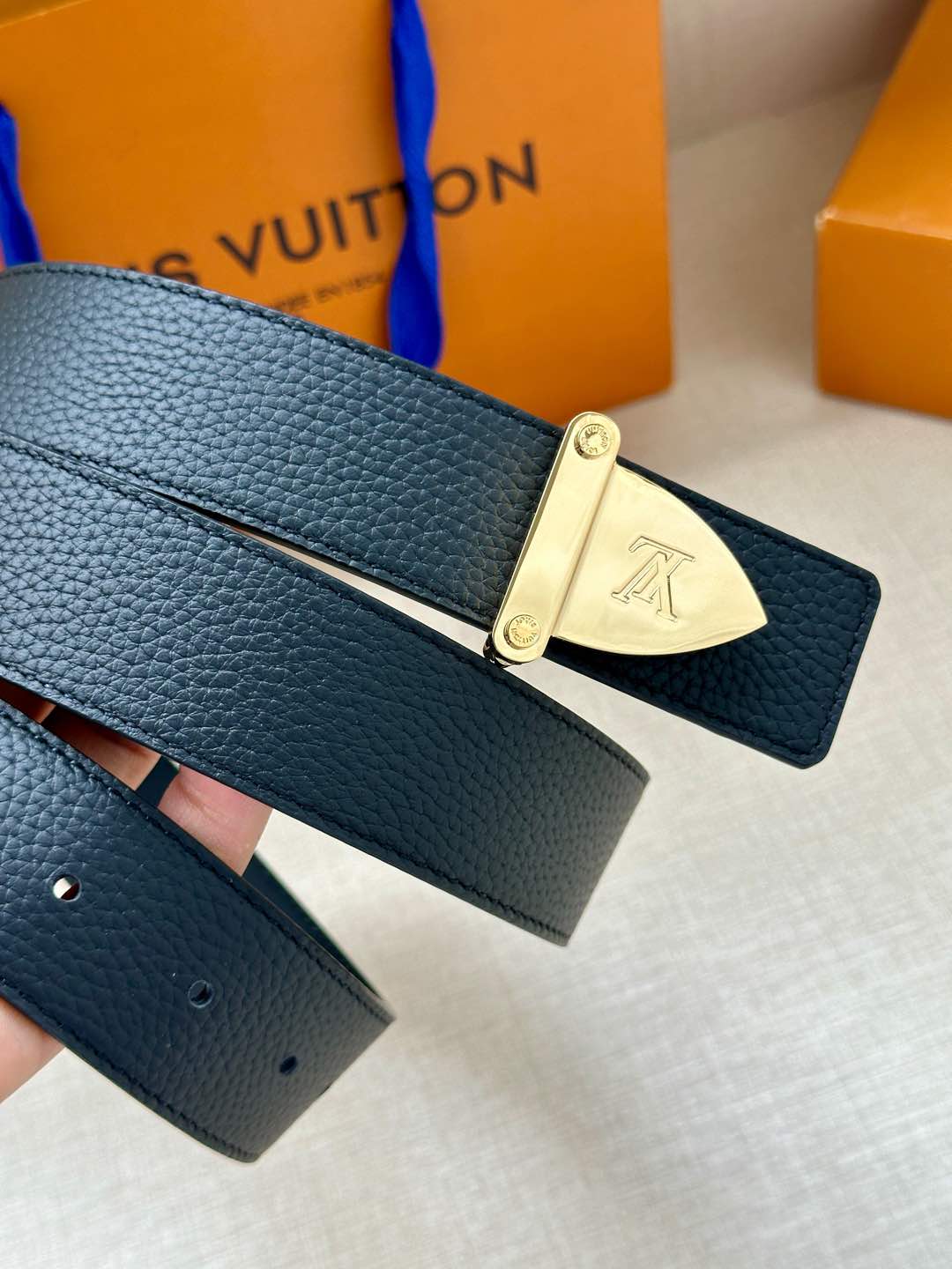 Louis Vuitton Basic Belt M-l