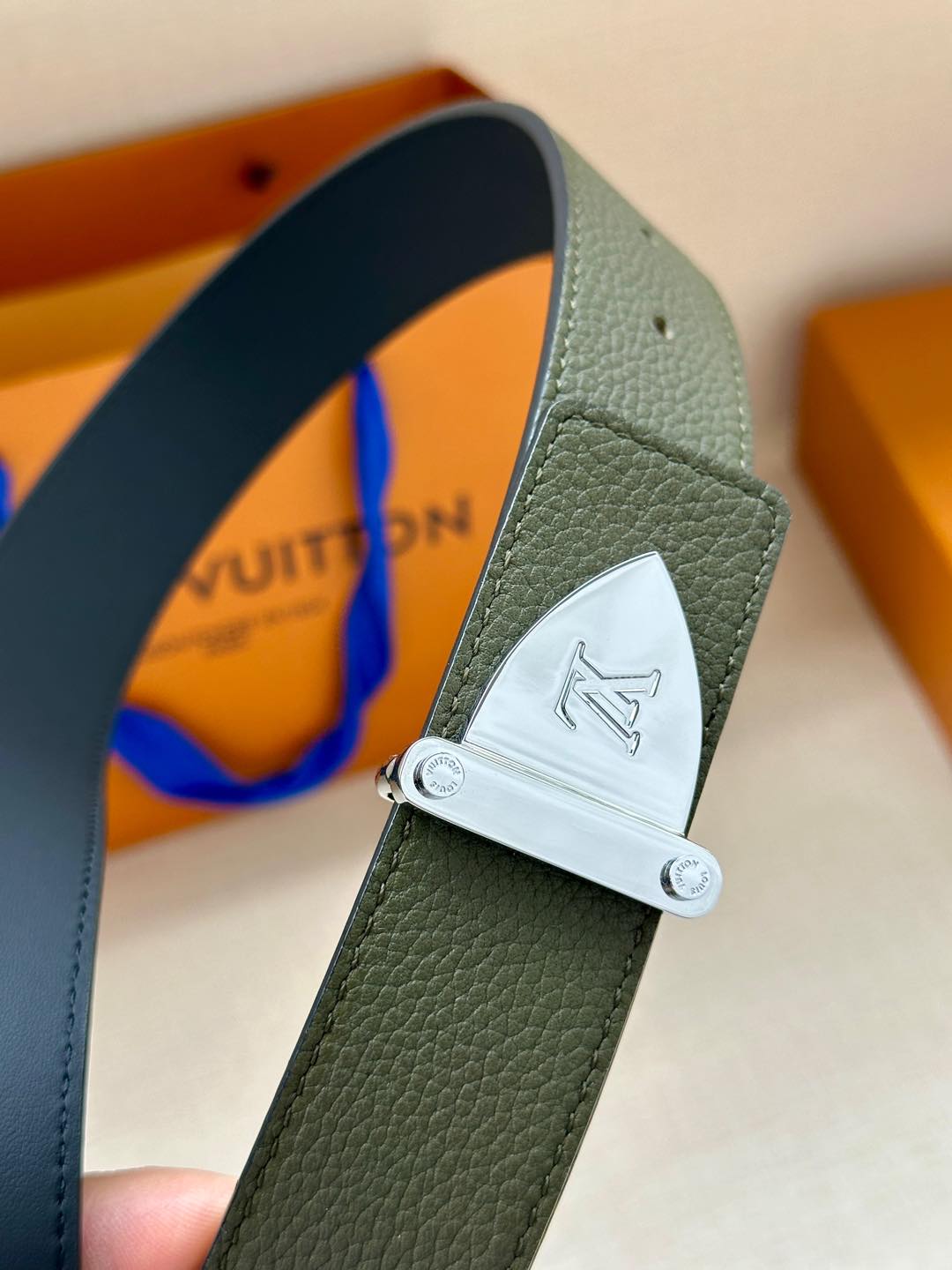 Louis Vuitton Basic Belt M-l
